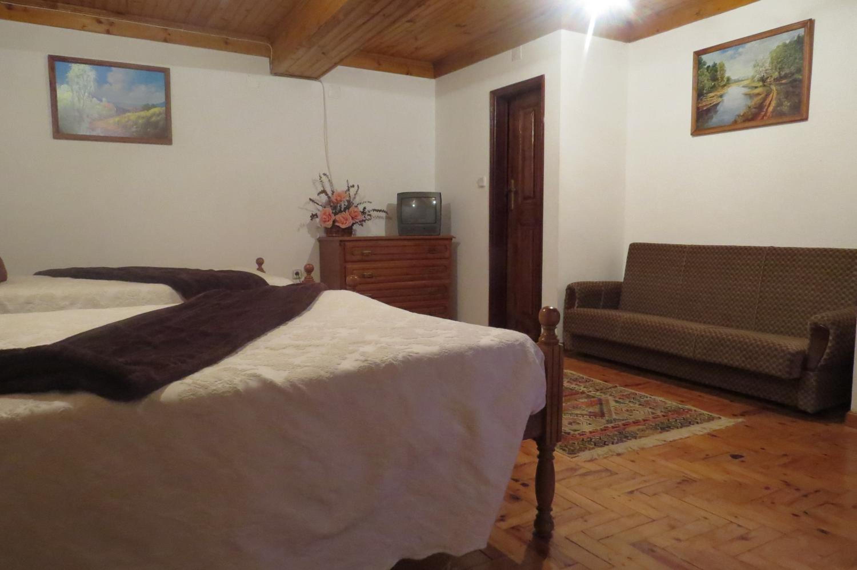 Basic Triple Room - Photo 2