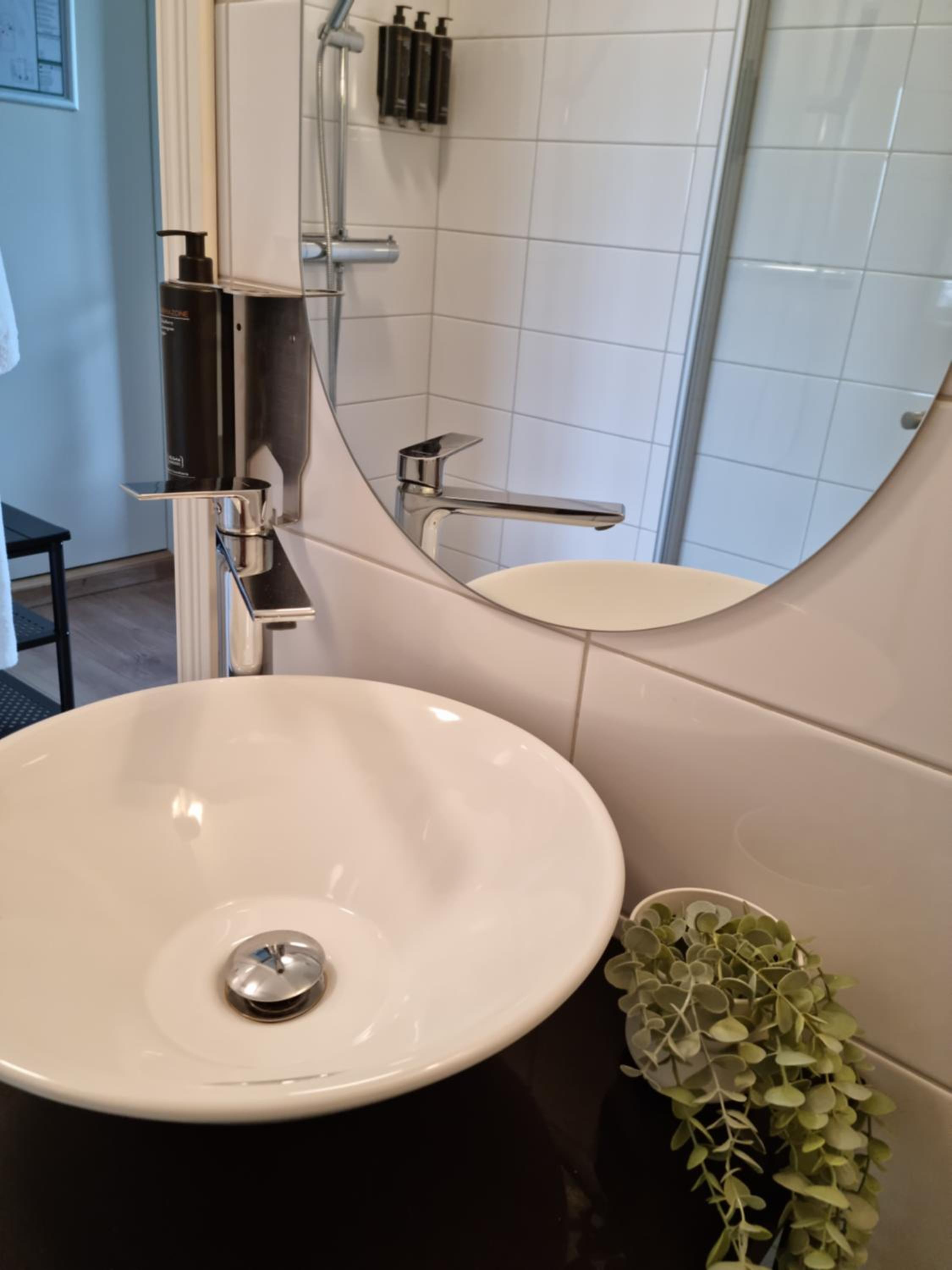 Double Room - Photo 33