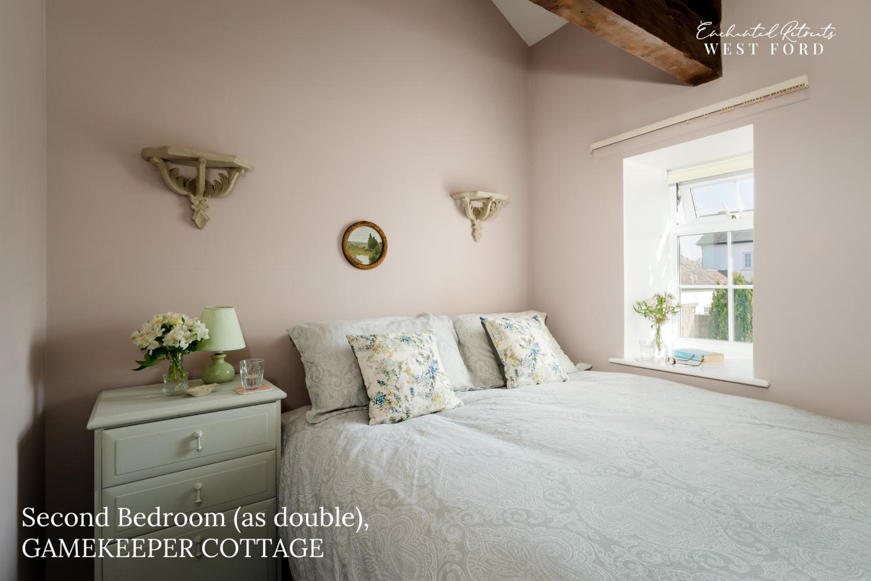 Two-Bedroom Cottage photo 3