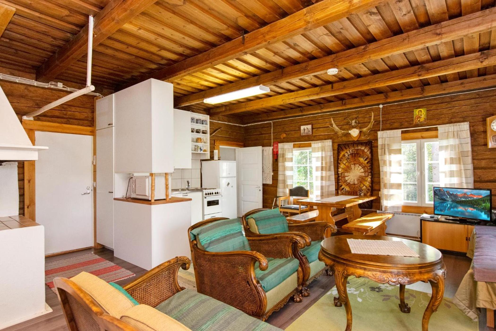 Two-Bedroom Cottage with Sauna - Photo 8