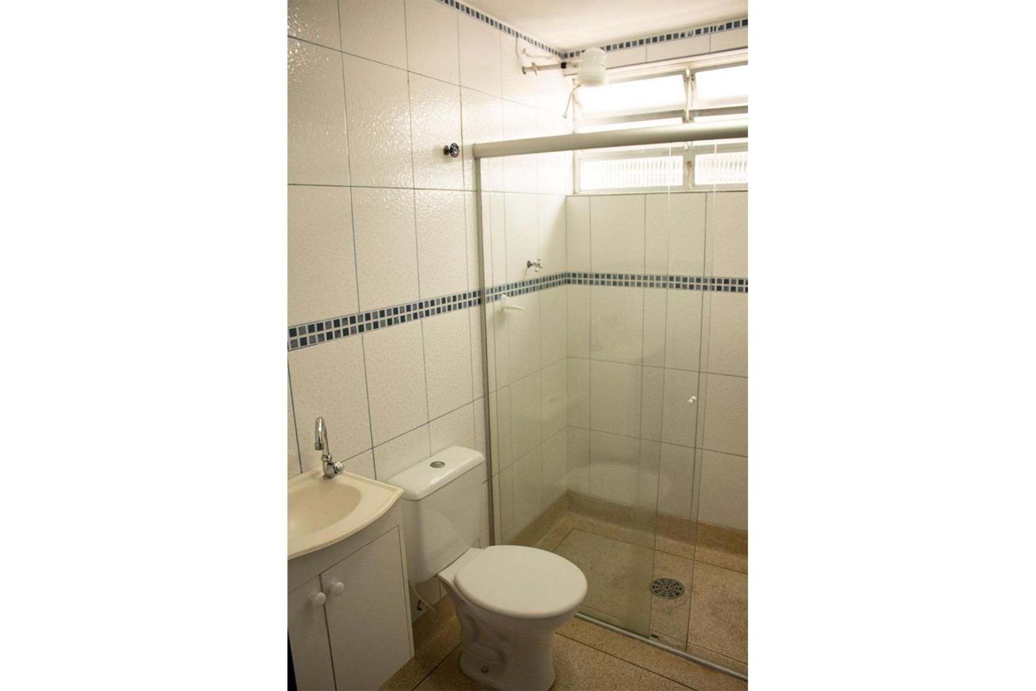 Apartment with Balcony - Photo 5