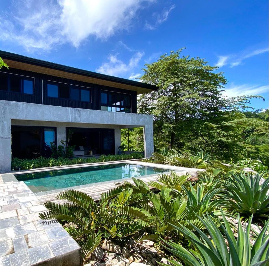 Villa con piscina privada