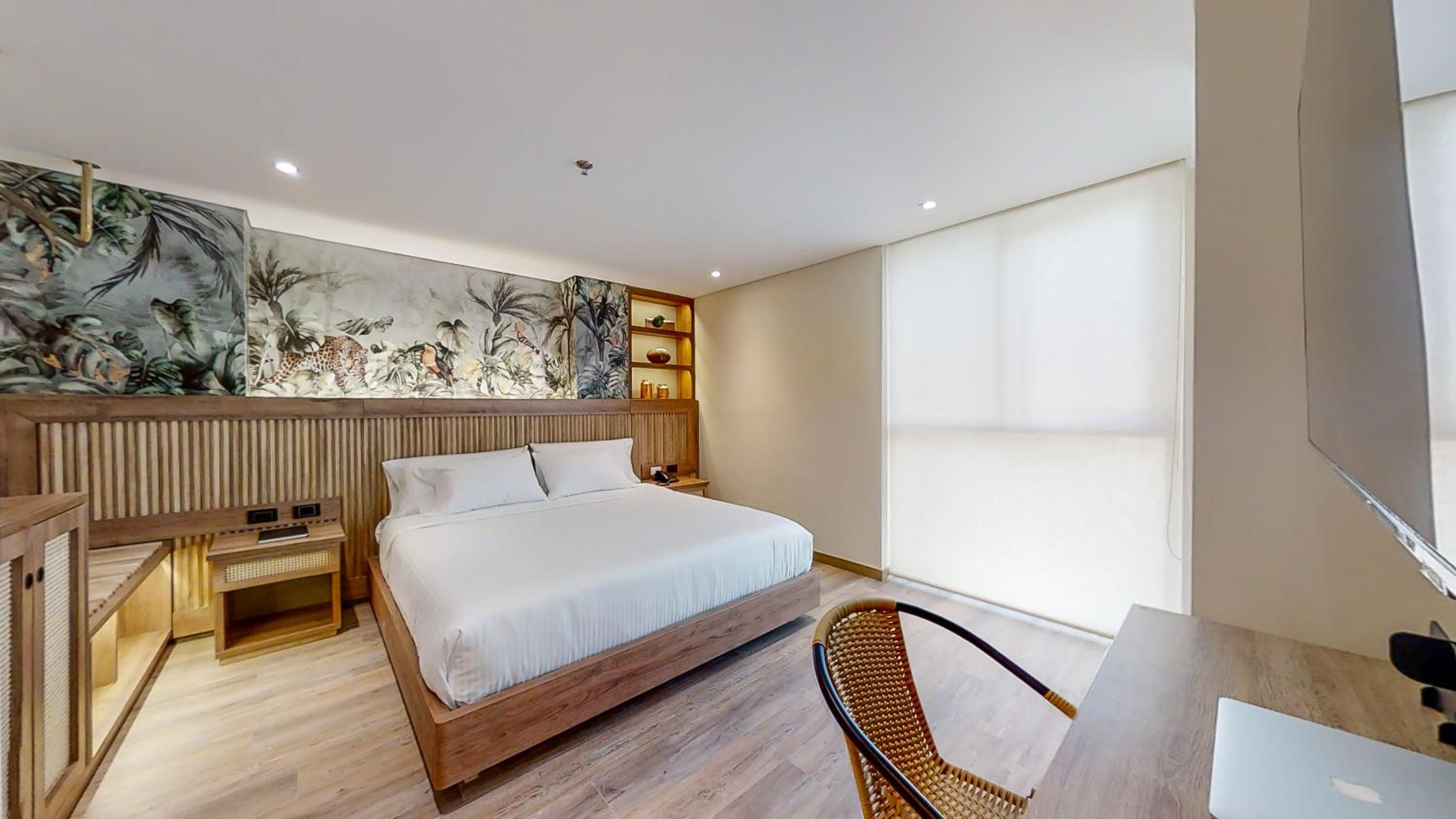 Deluxe Double Room with Bath photo 3