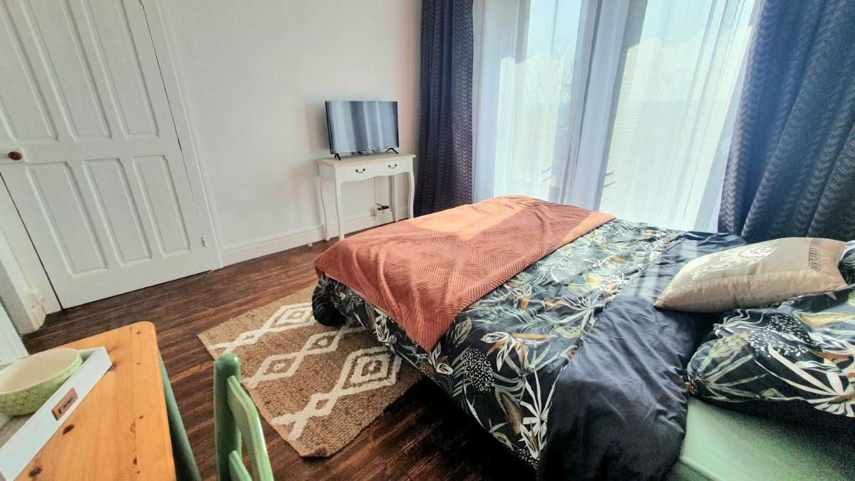 Deluxe Double Room with Balcony photo 3