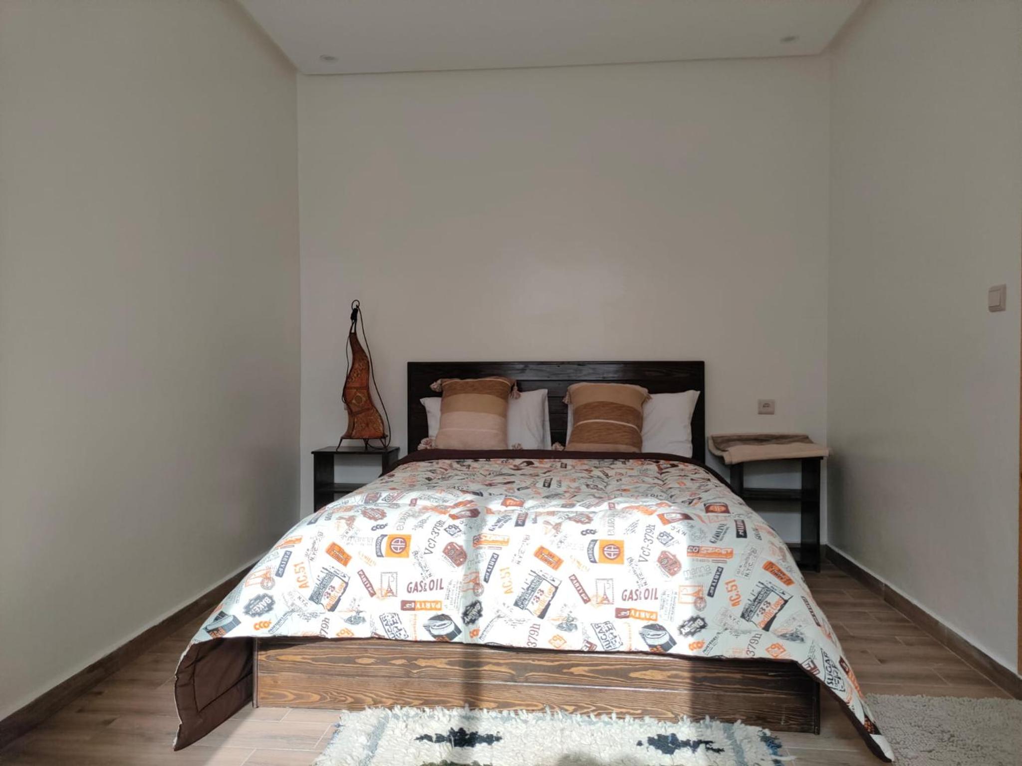 Apartment with Mountain View - Photo 4