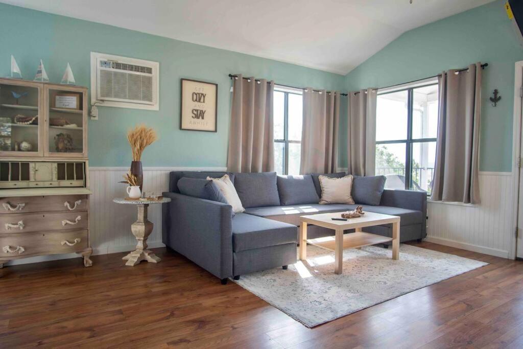 Three-Bedroom House - Photo 17