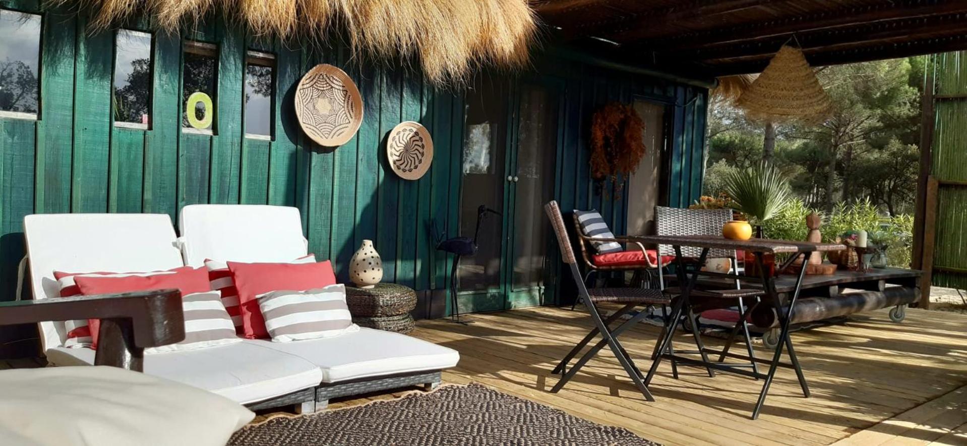 Deluxe Bungalow with Garden View photo 3