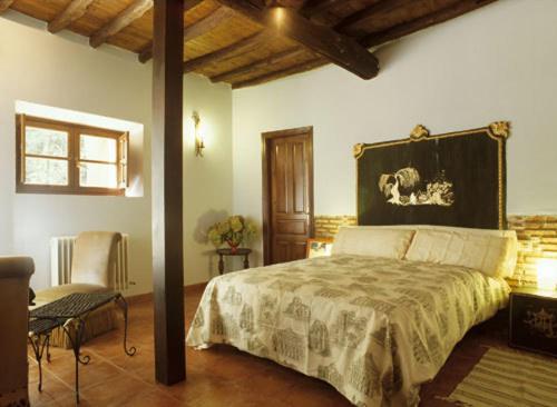 Deluxe Queen Room - Photo 1