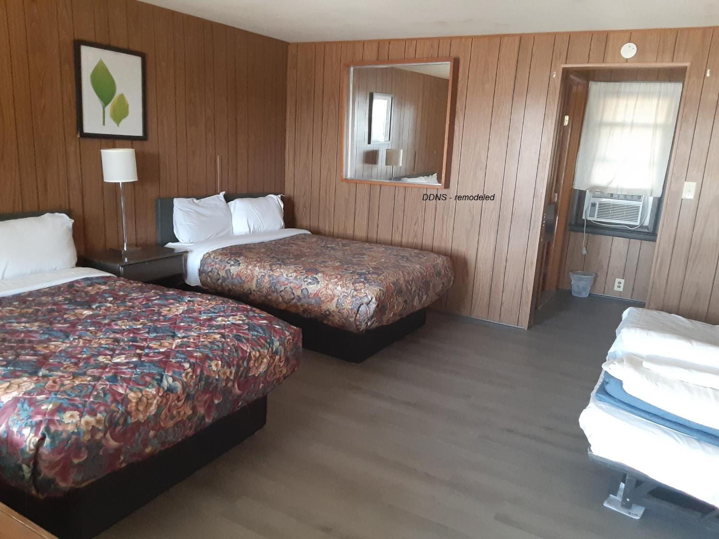 Deluxe Double Room with Bath photo 1