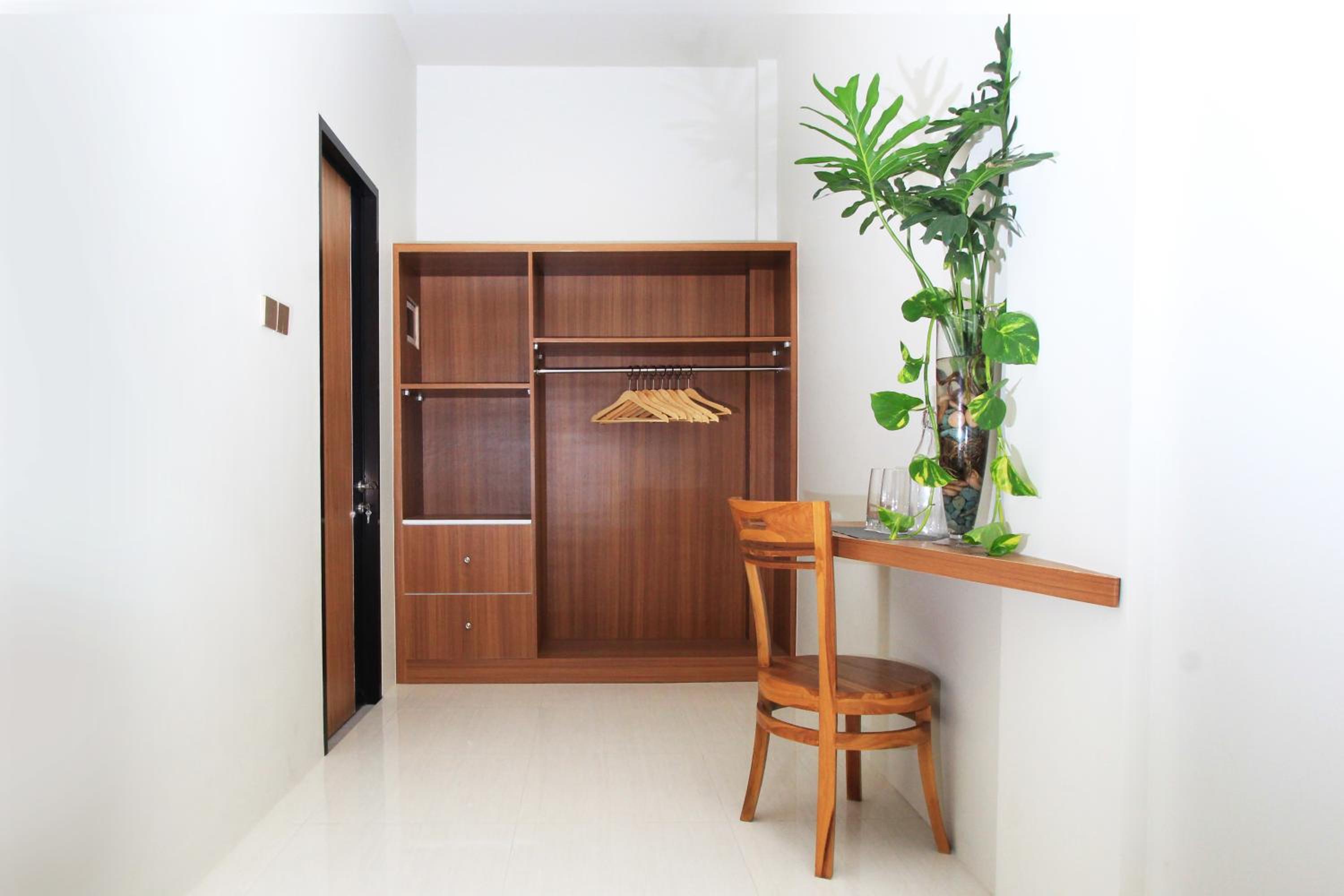 Double Room with Private Bathroom - Photo 1