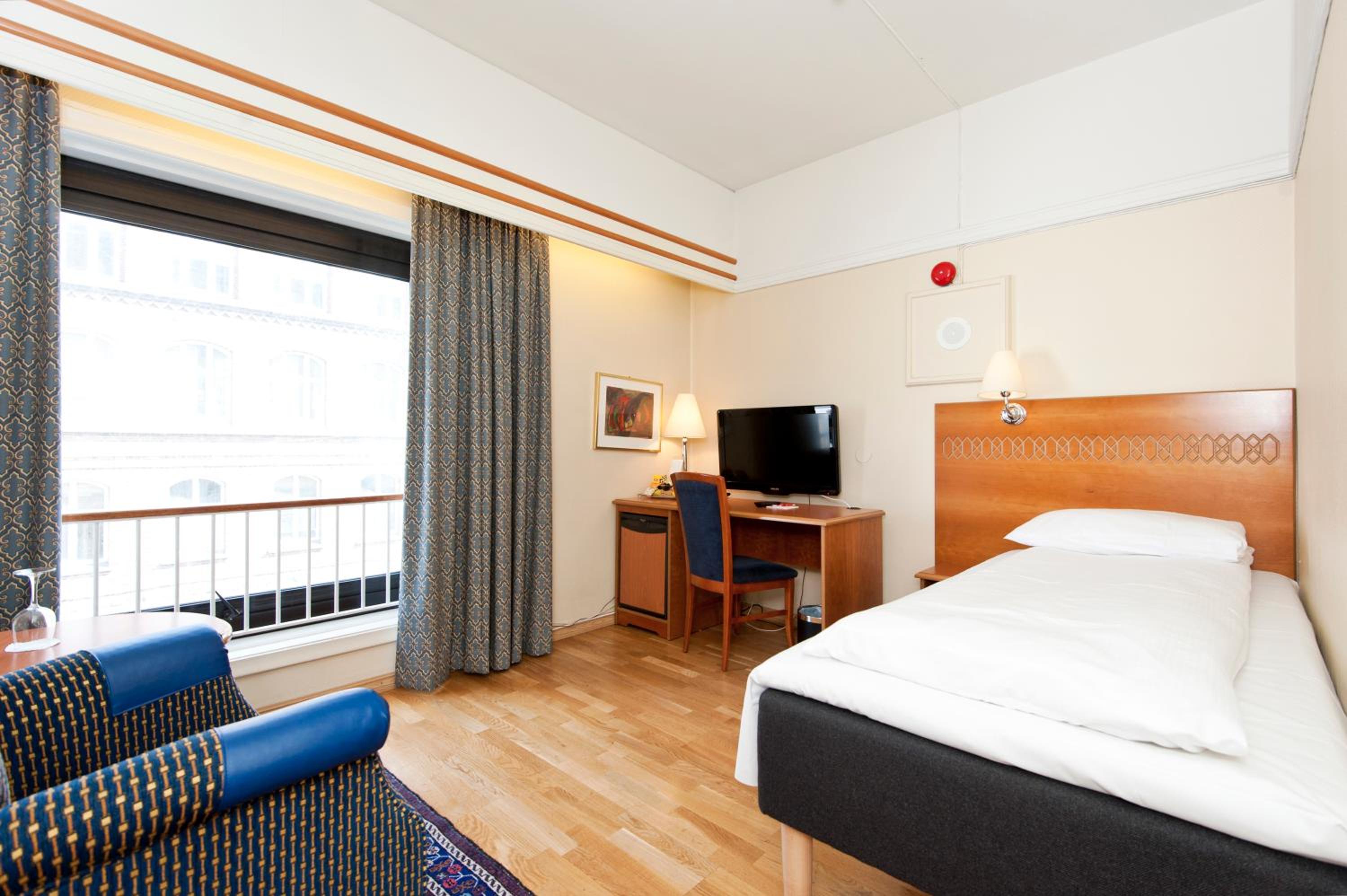 Single Room photo 2