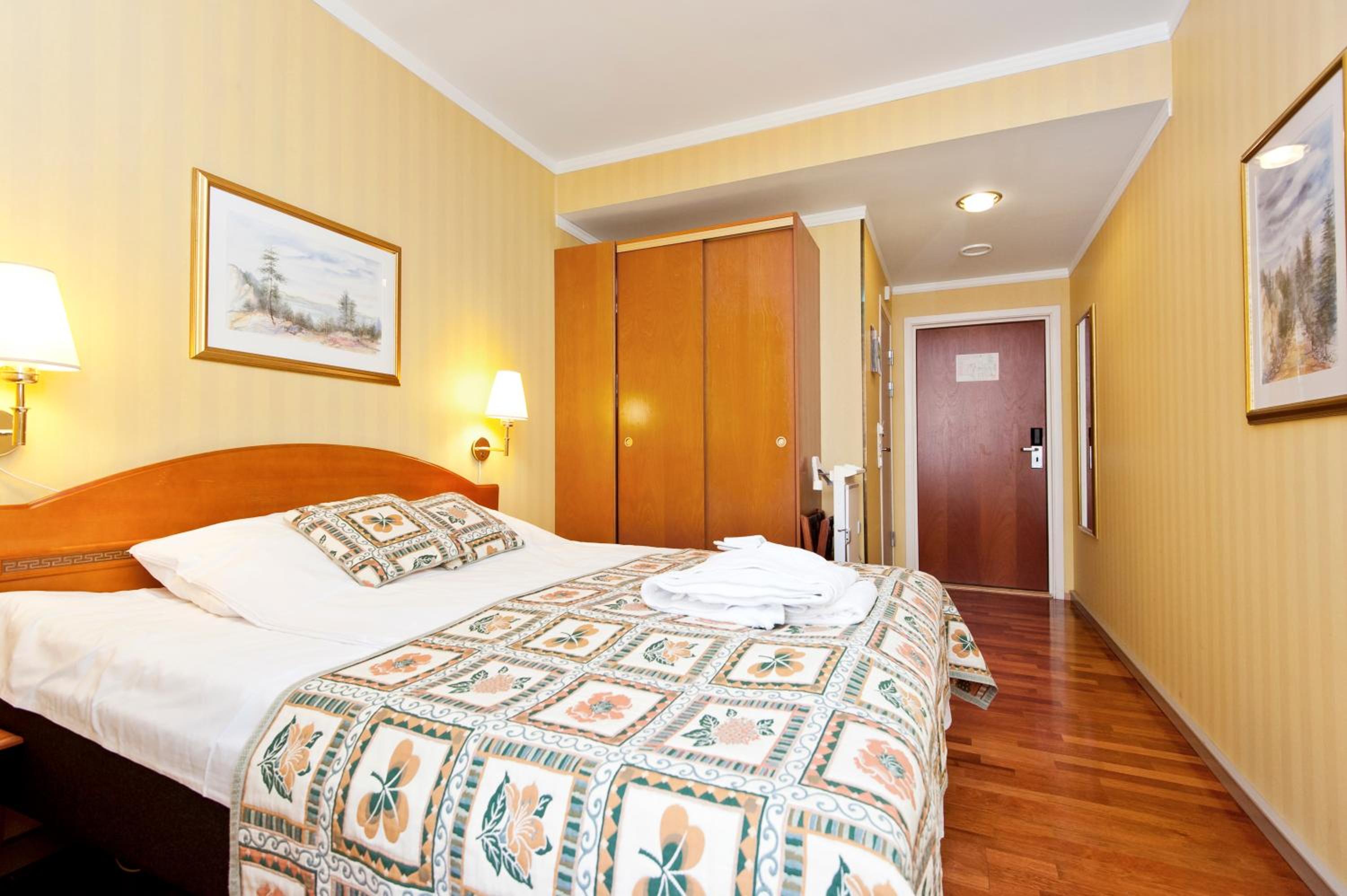 Double Room - Photo 1