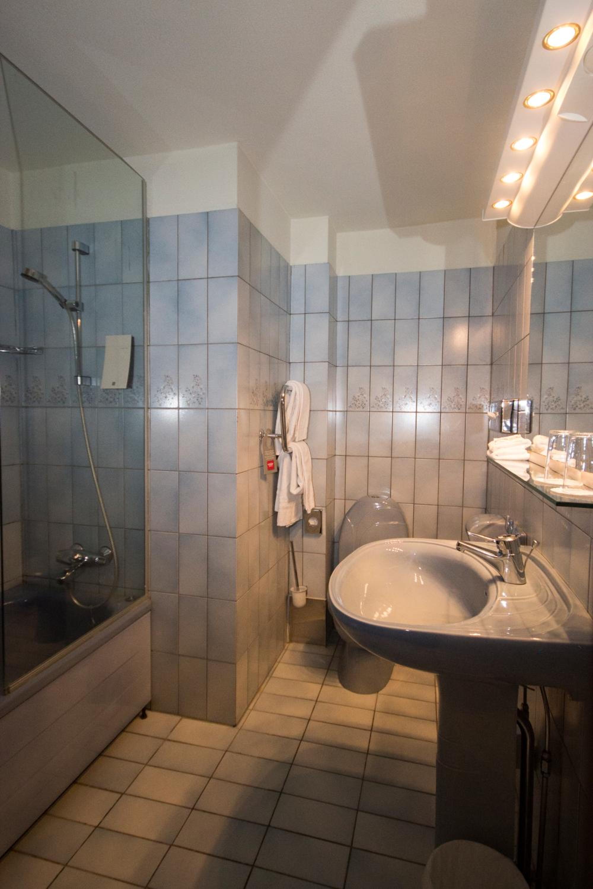Double Room - Photo 2