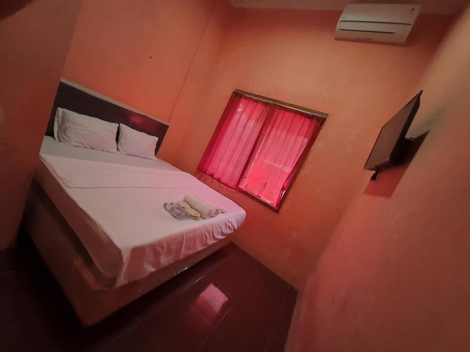 Standard Double Room - Photo 2