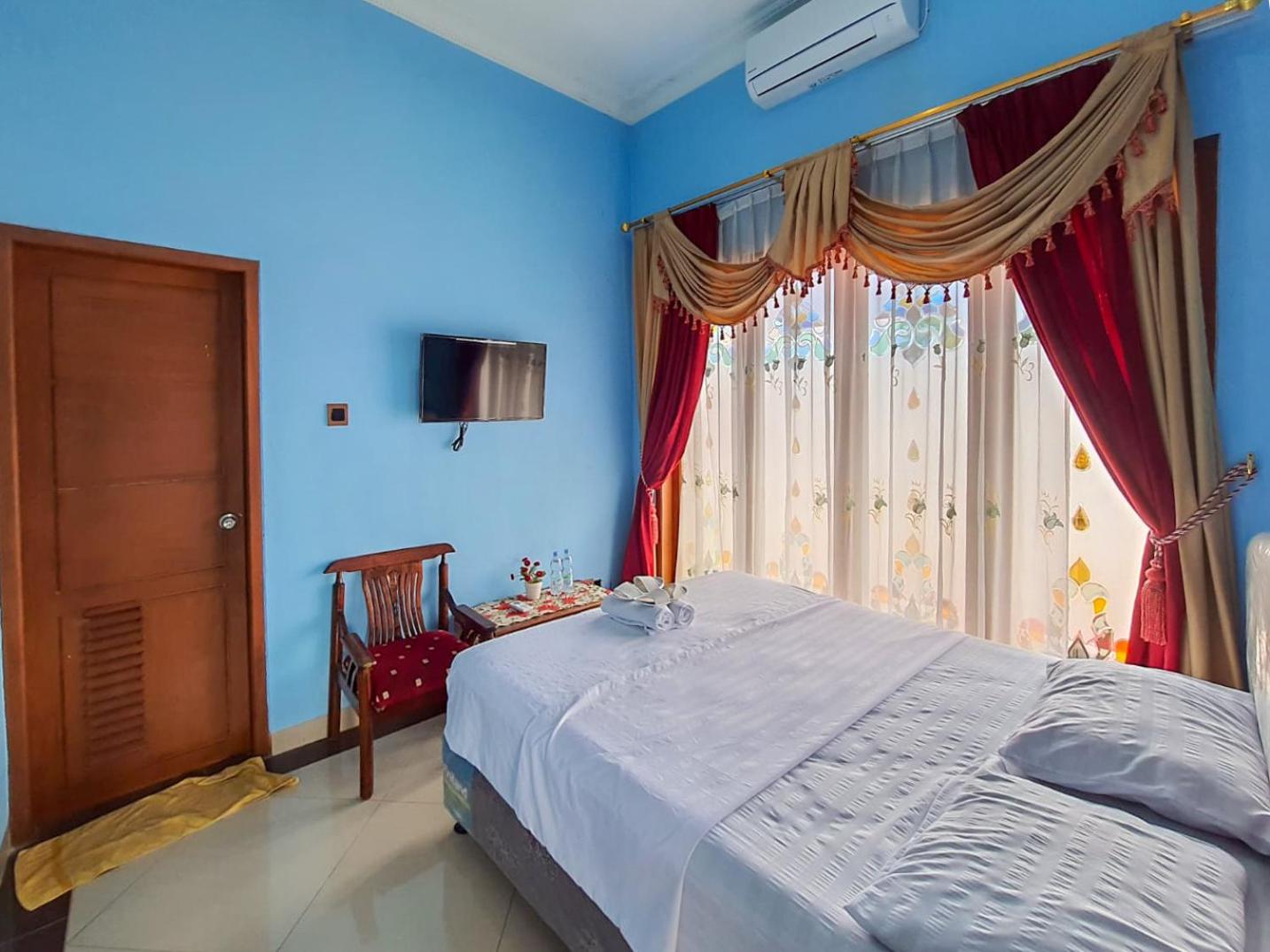 Standard Double Room - Photo 1
