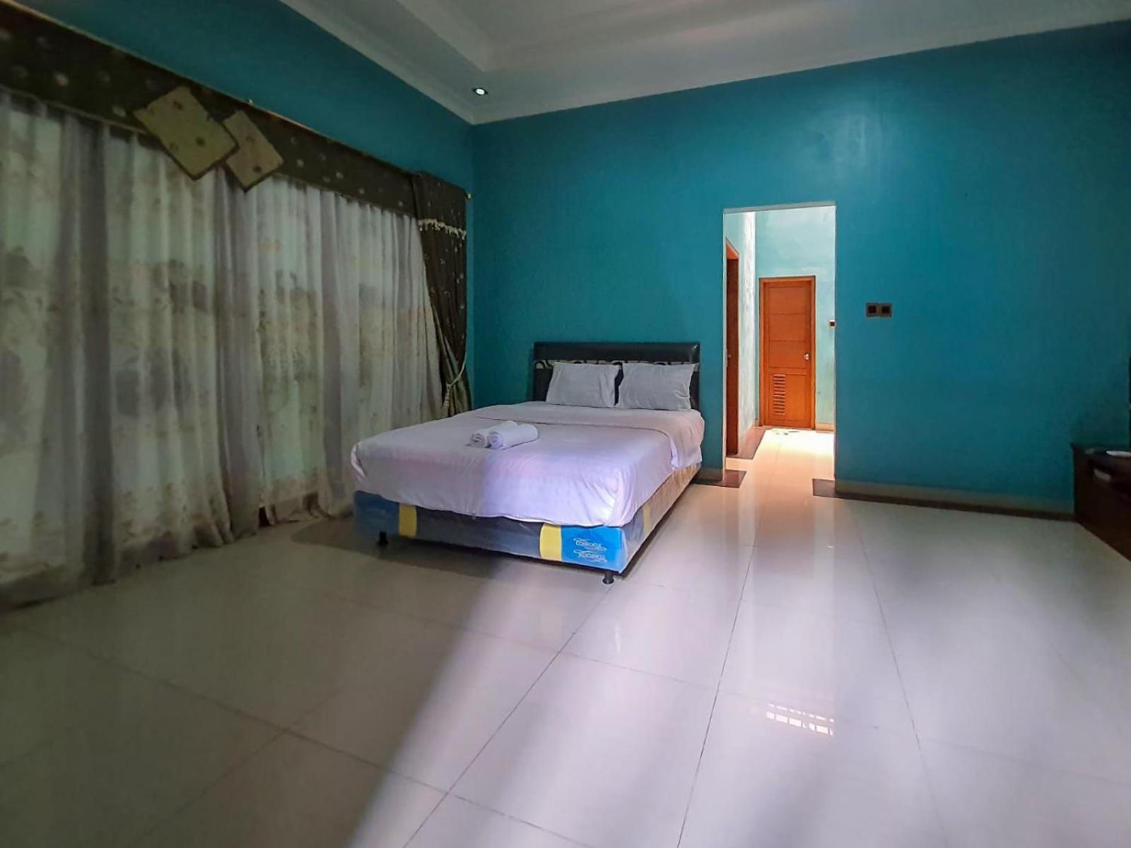 Standard Double Room - Photo 3