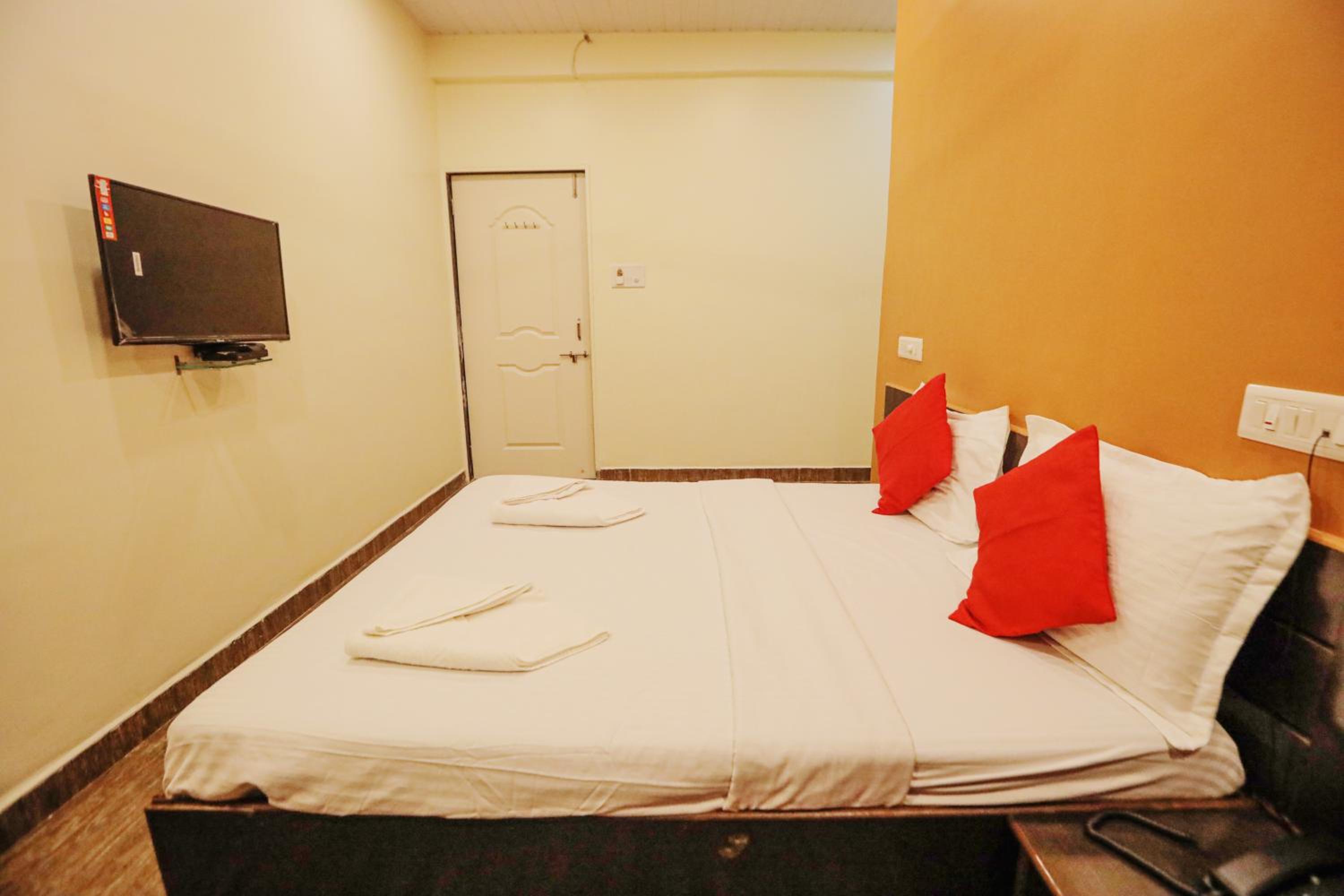 Double Room - Photo 3