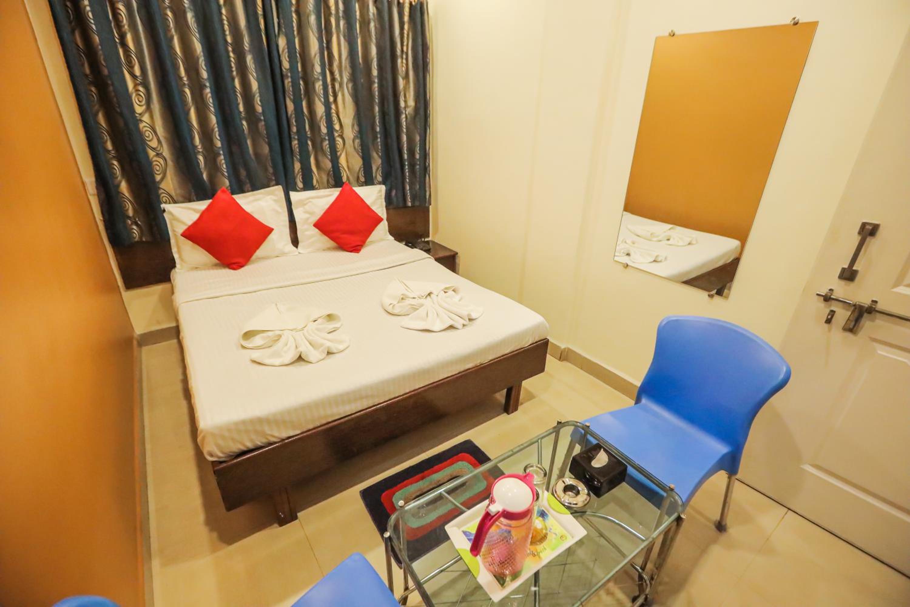 Double Room - Photo 15