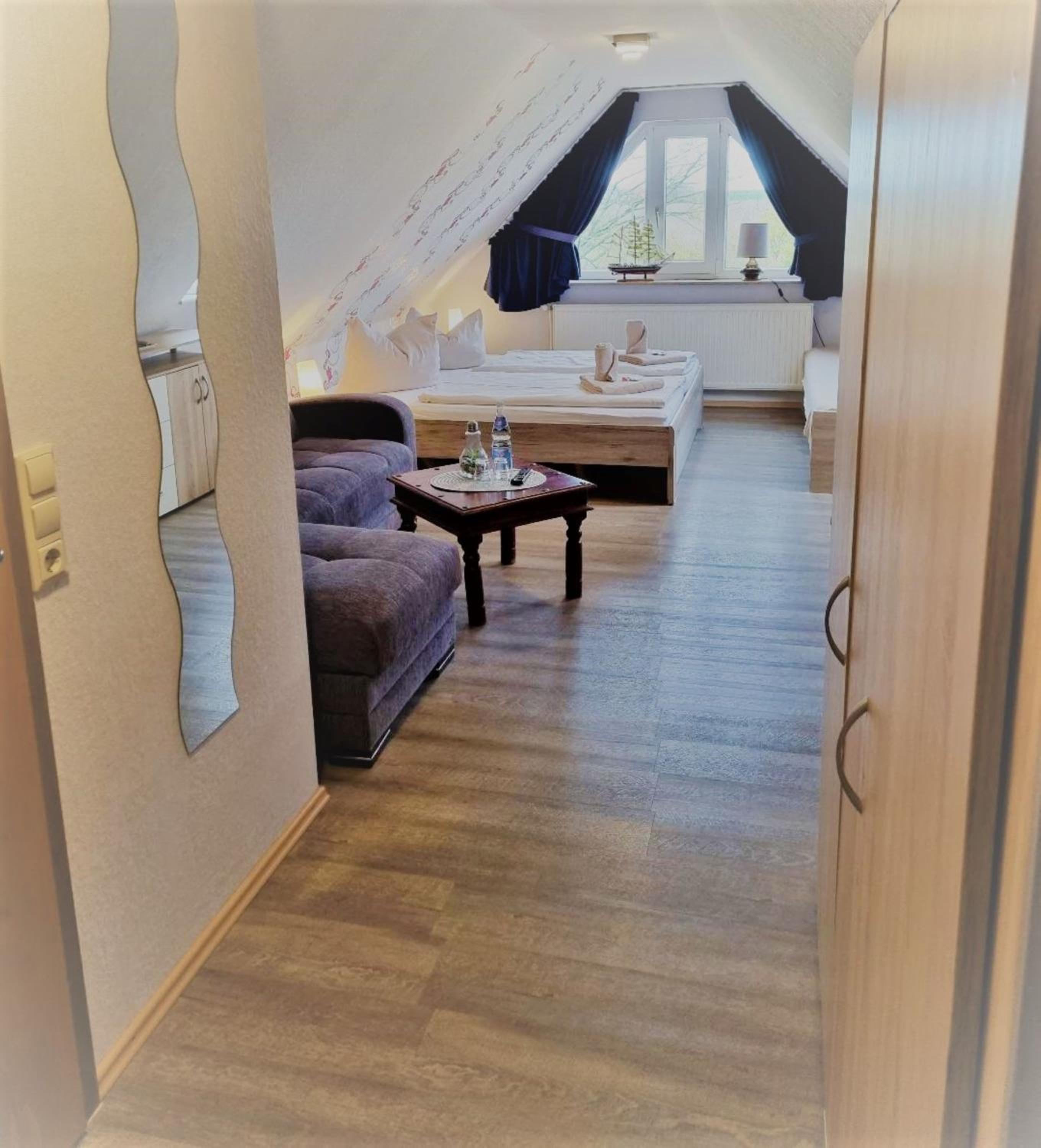 Triple Room photo 2