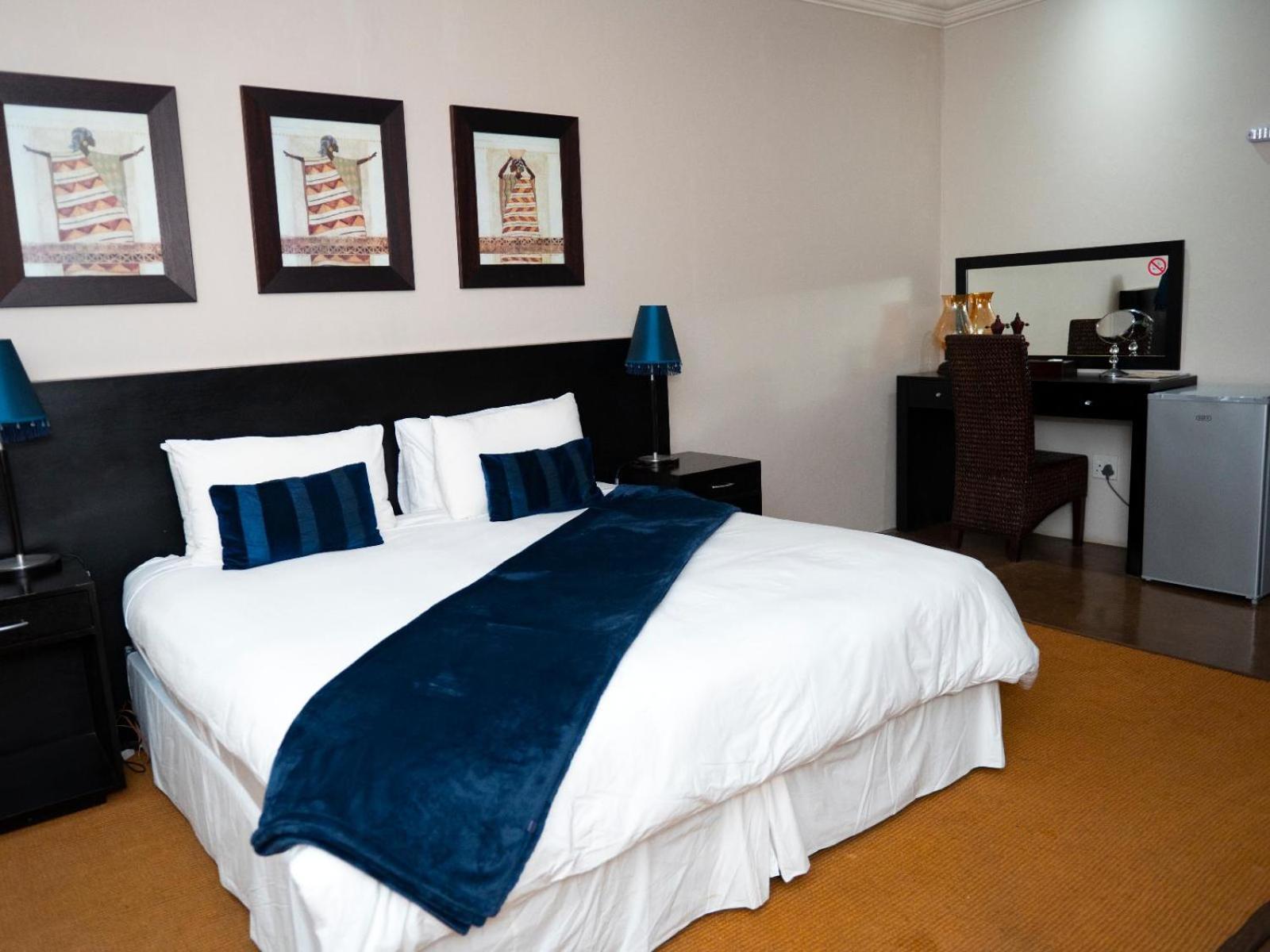 Executive Suite - Photo 1