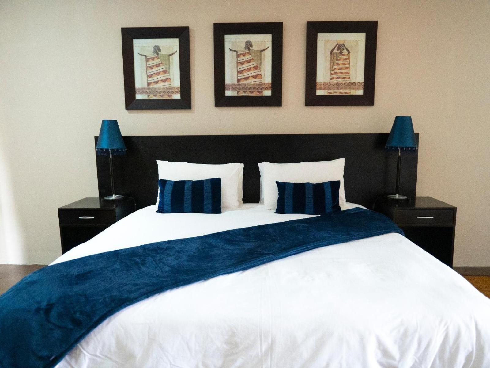 Executive Suite - Photo 2