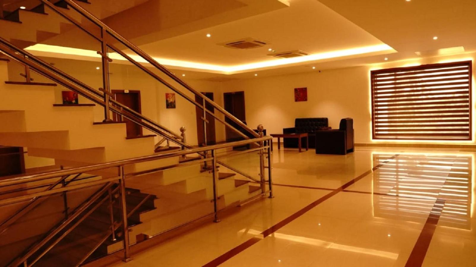 Deluxe Room - Photo 3