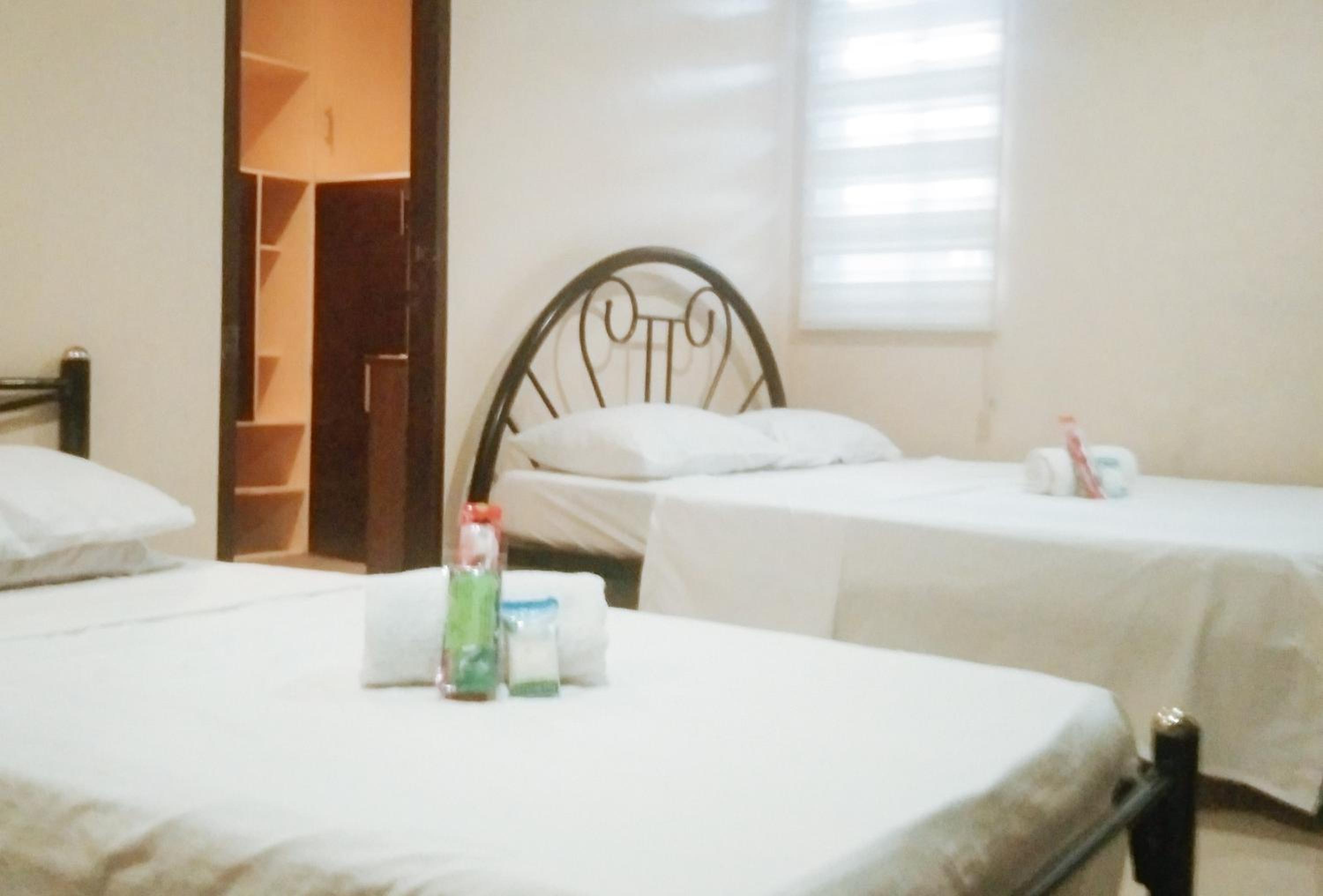 Deluxe Triple Room - Photo 3