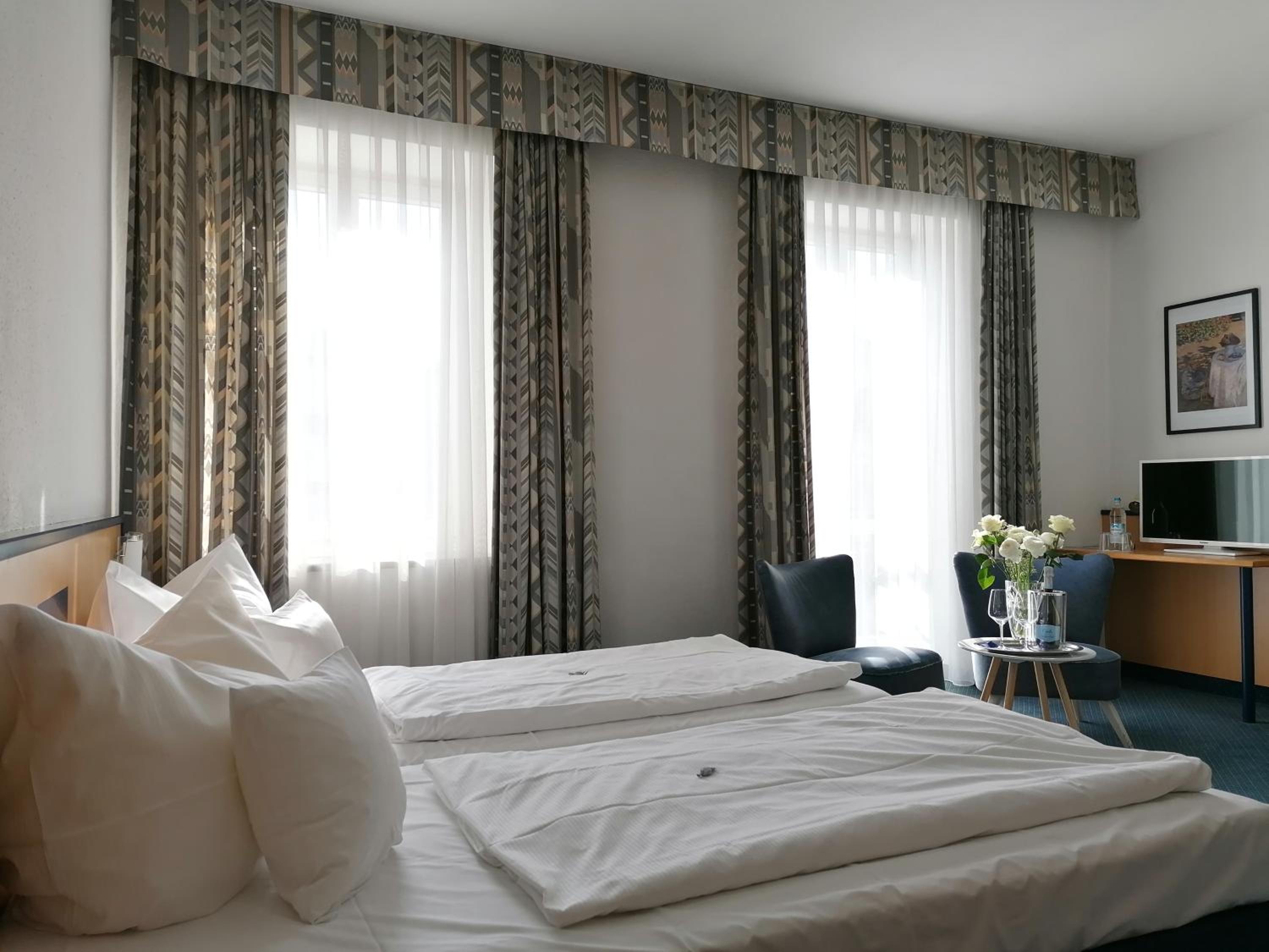 Double Room - Photo 6