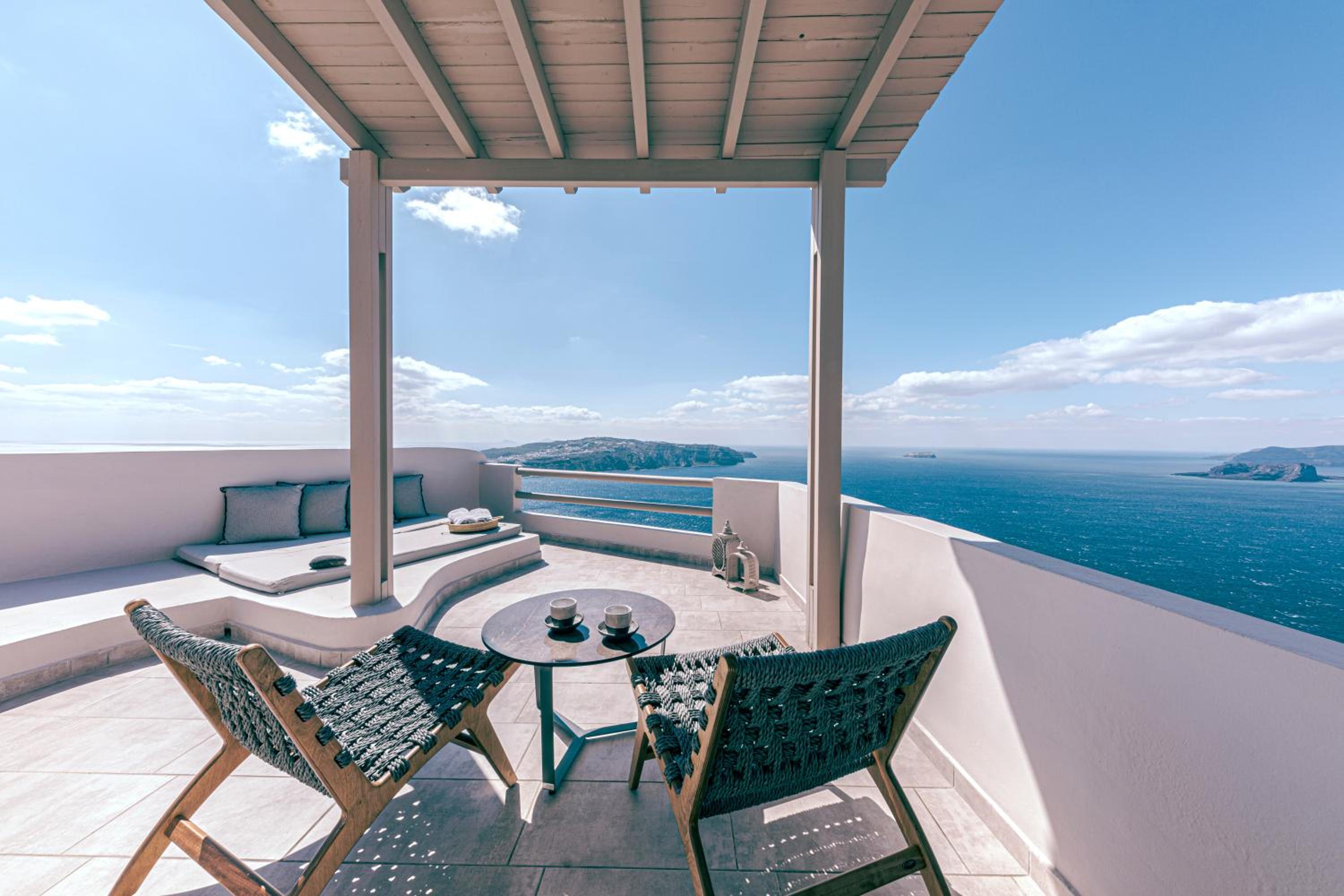 Suite with Hot Tub - Photo 6
