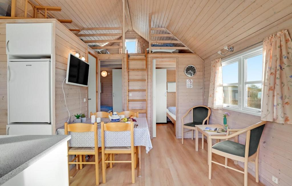 Standard Cottage with Private Bathroom - Photo 1