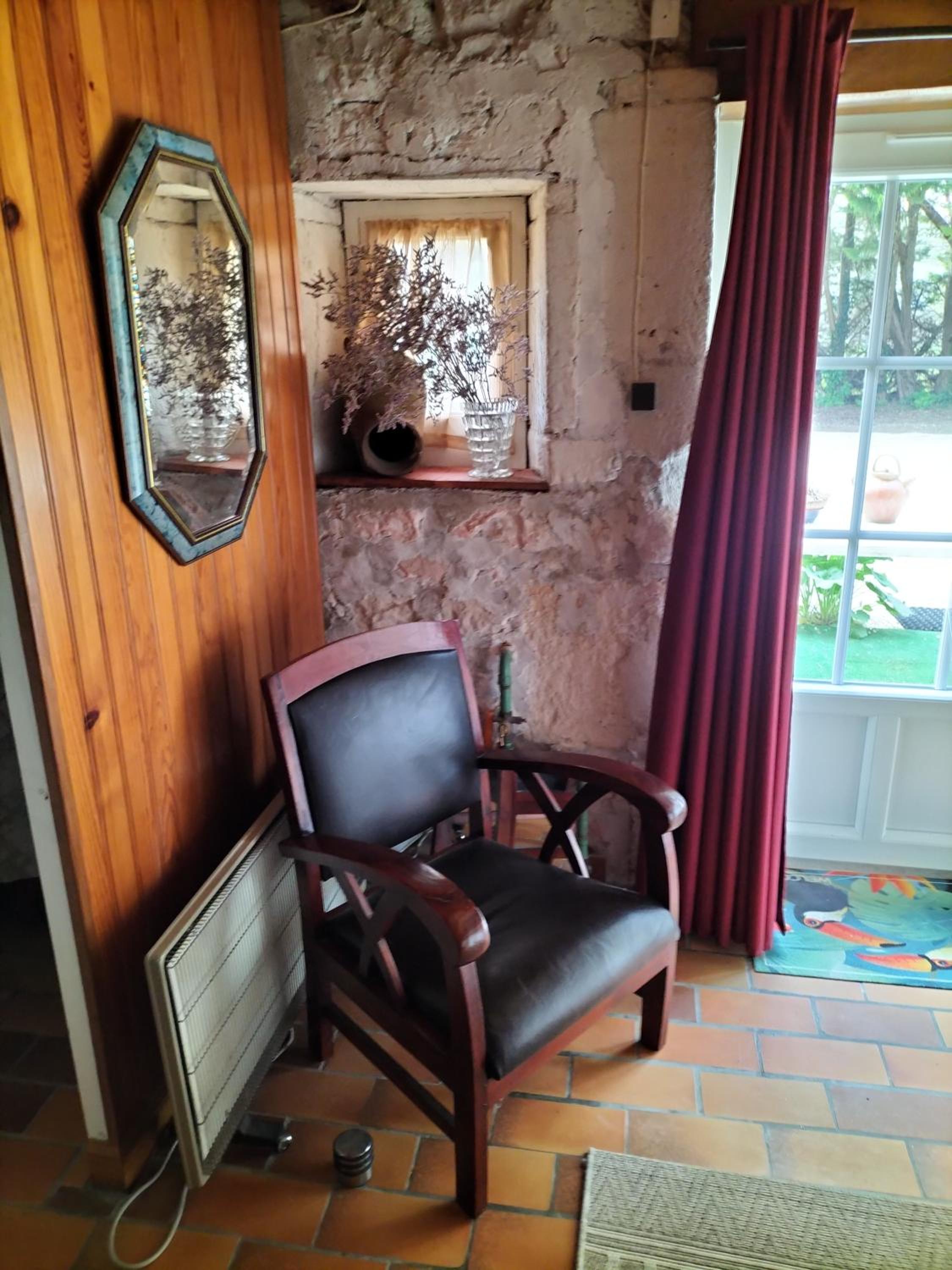 Double Room with Private Bathroom photo 2