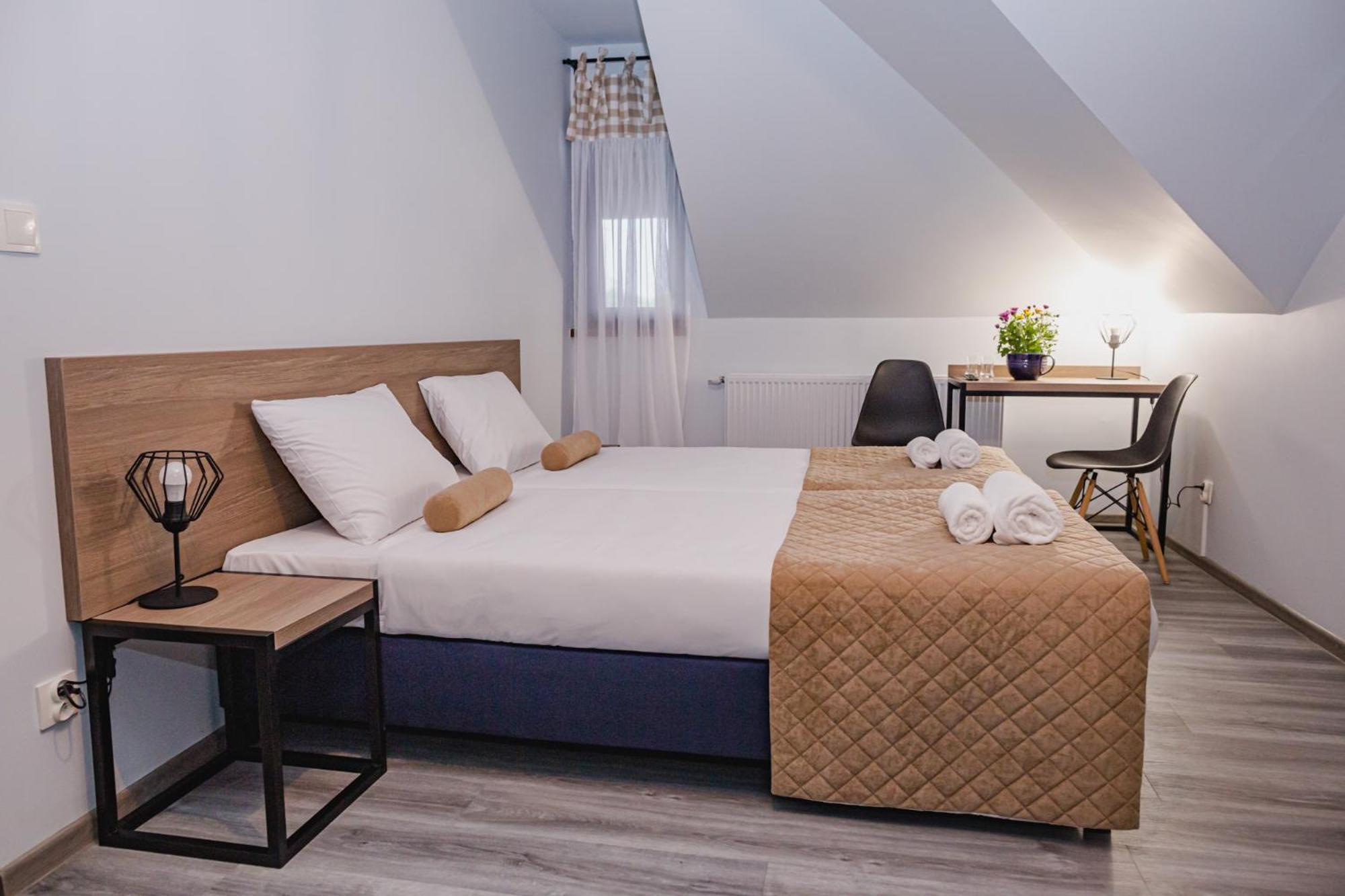 Small Double Room photo 3