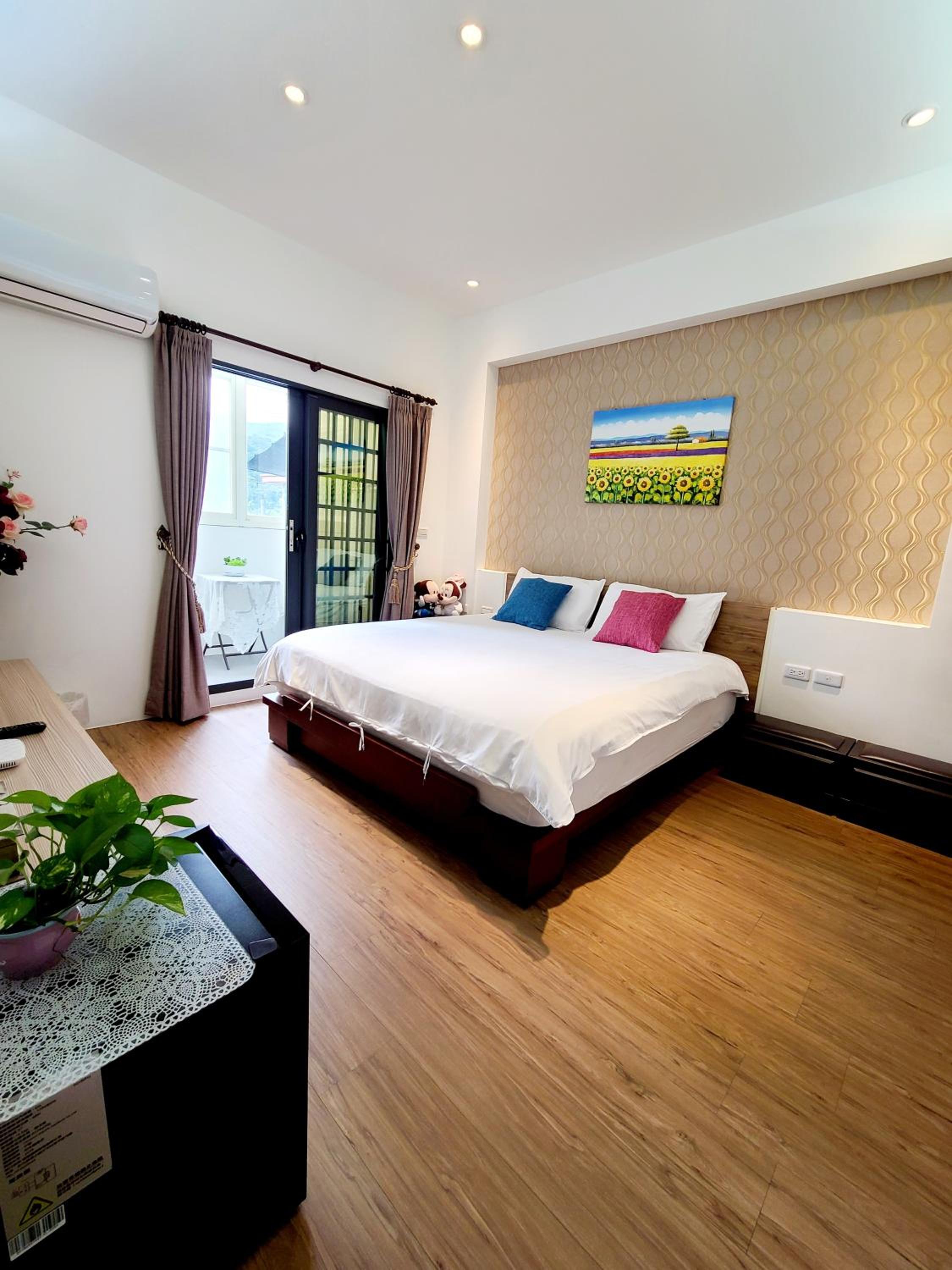 Deluxe Double Room with Bath photo 1
