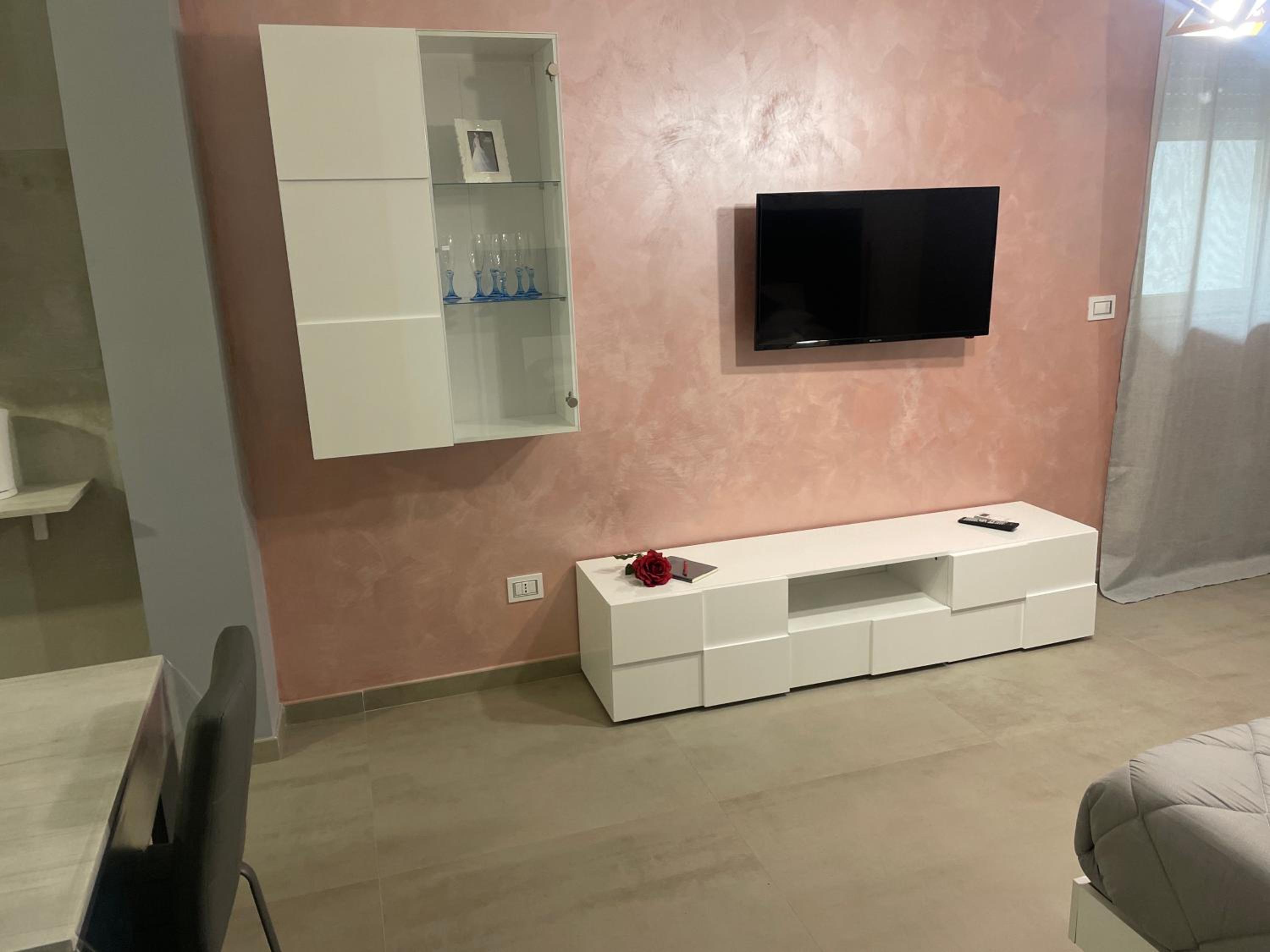 Triple Room with Balcony - Photo 7