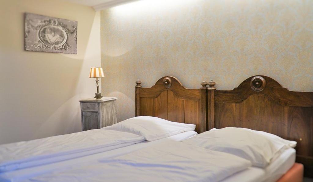 King Room with Two King Beds - Photo 1