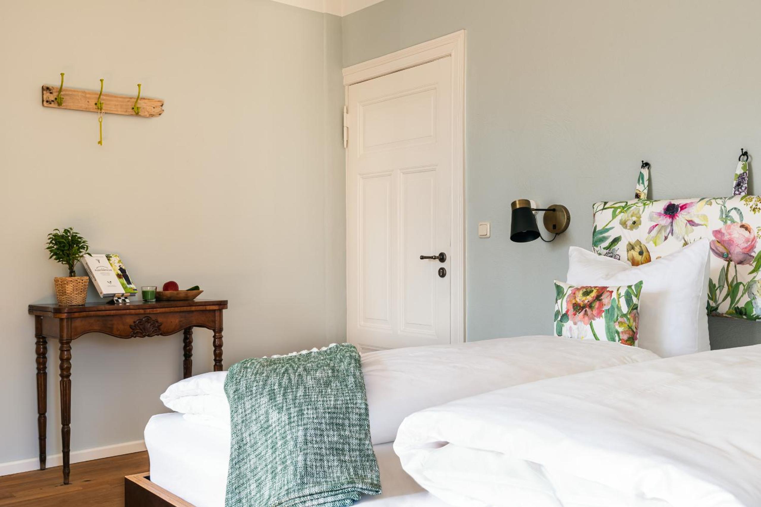 Superior King Room photo 2