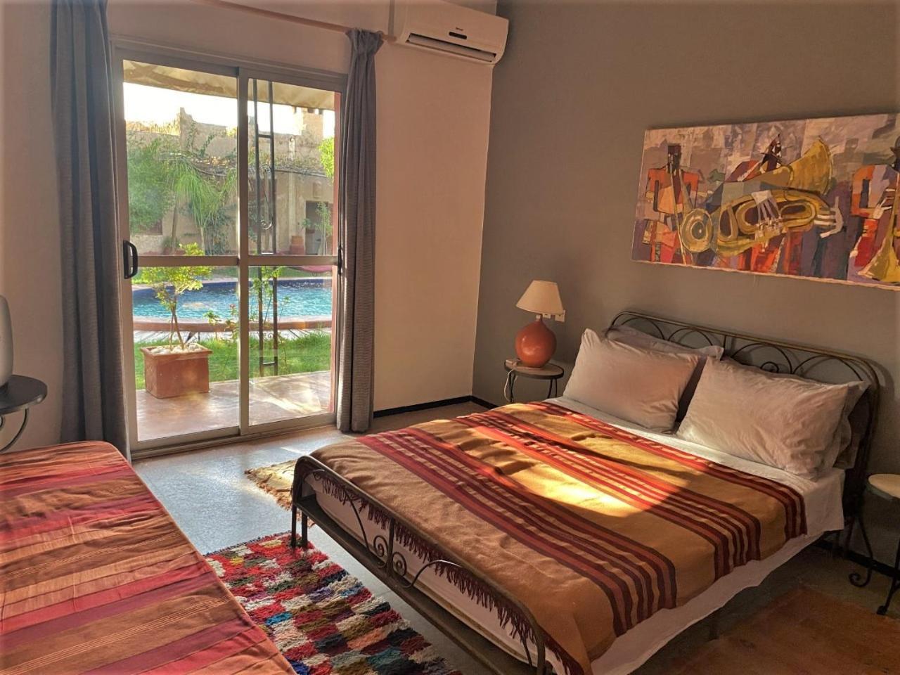 King Room with Pool View - Photo 3
