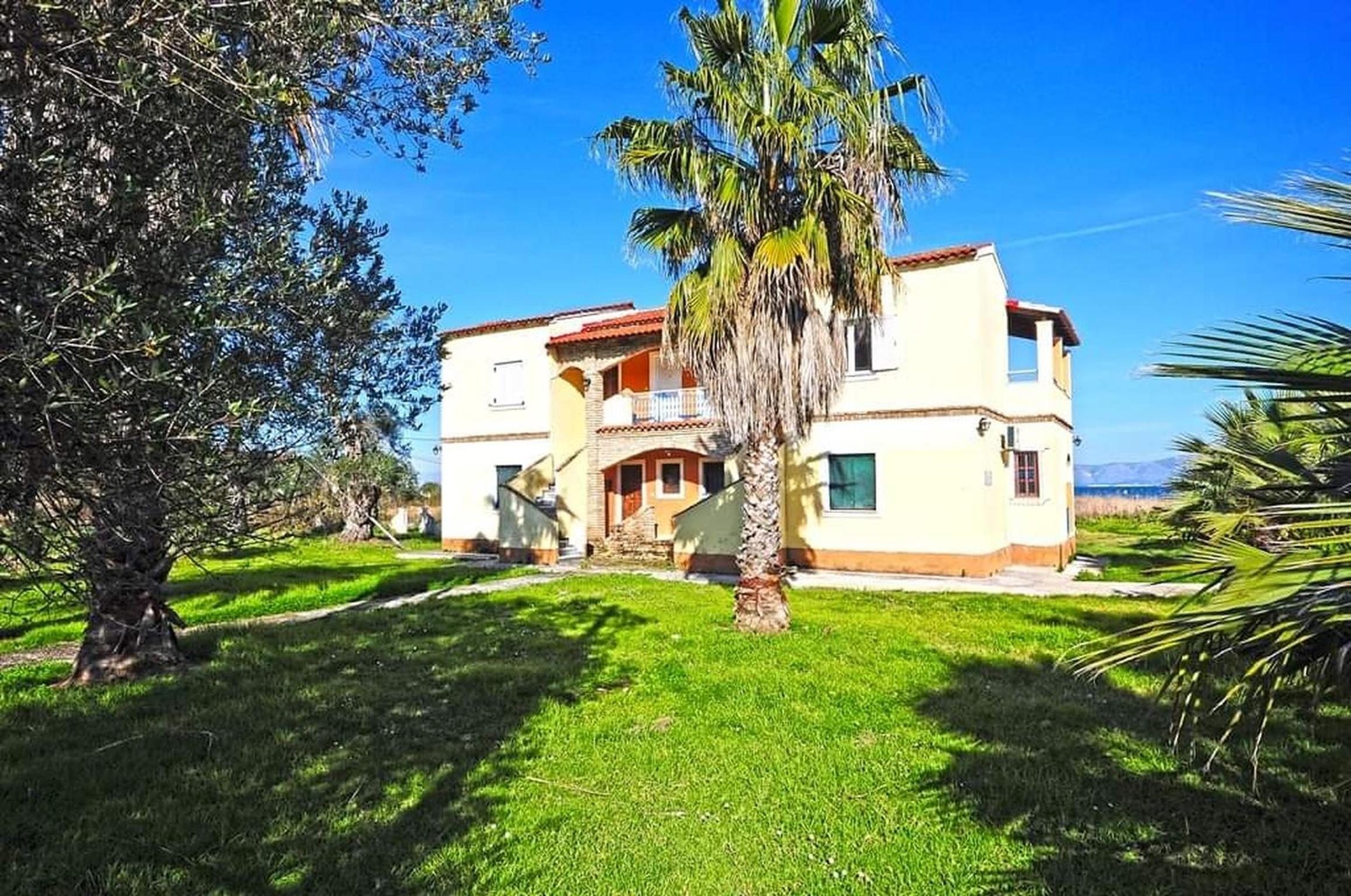 Apartment with Sea View - Photo 41