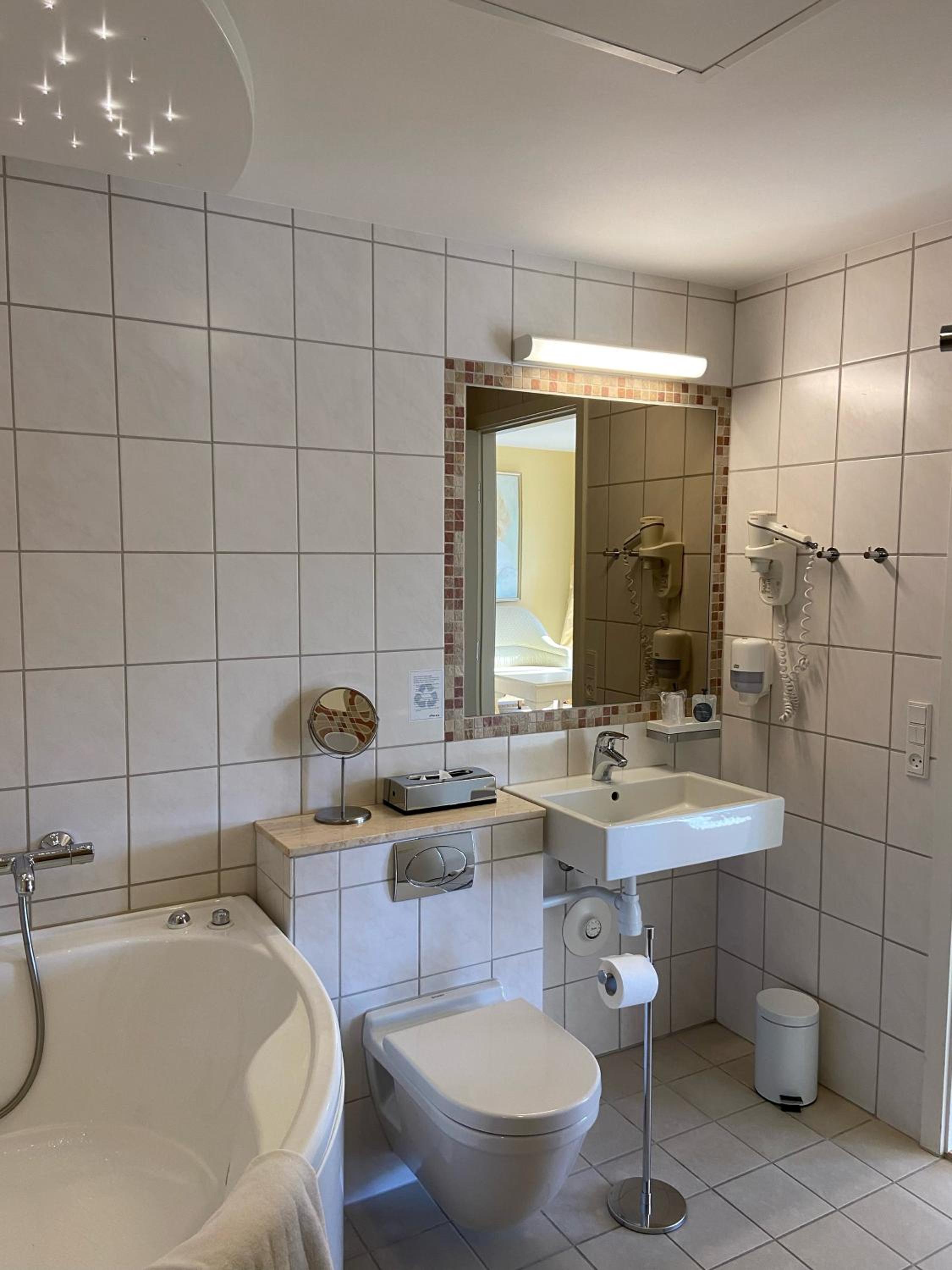 Luxury Suite photo 2