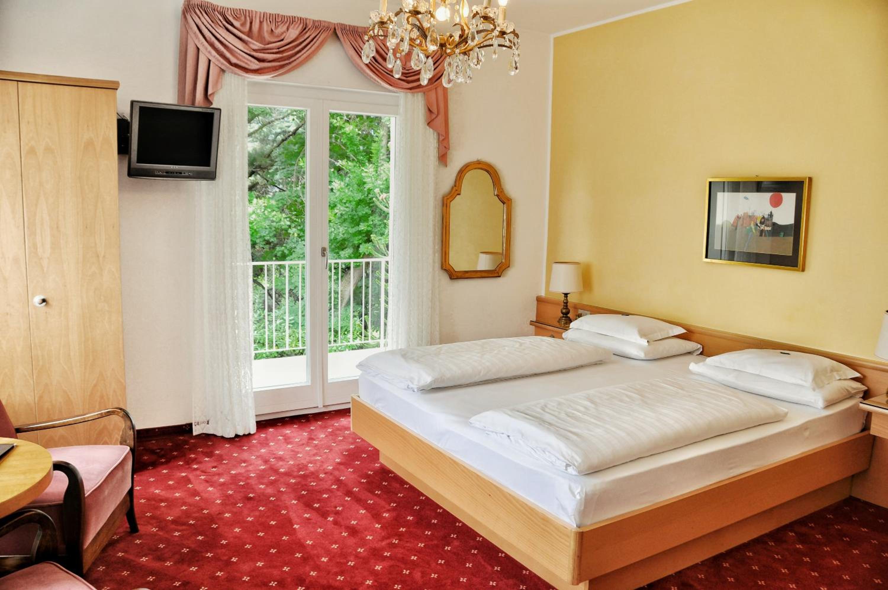 Double Room with Balcony, photo 7