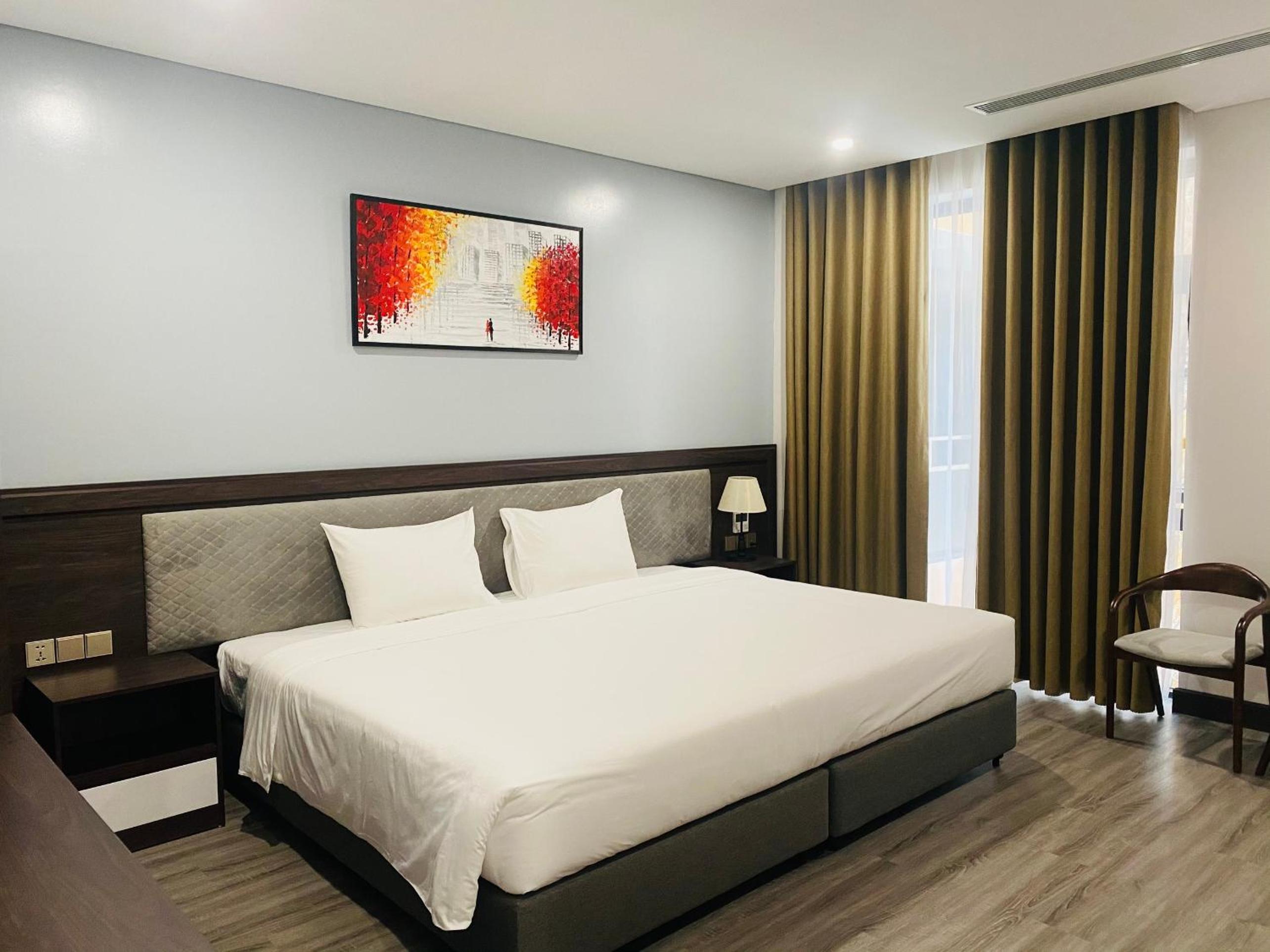Superior Double or Twin Room photo 3