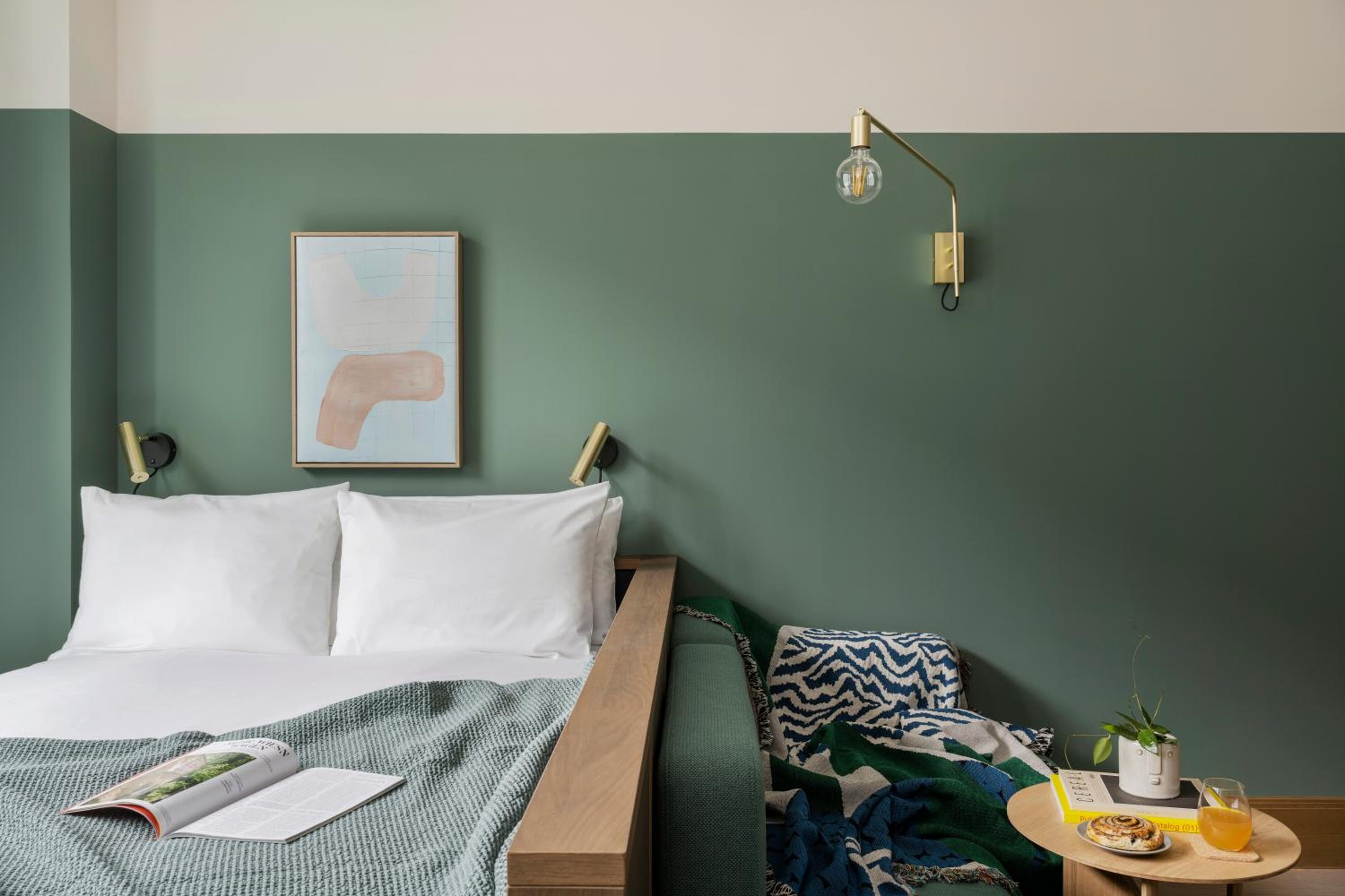 Locke Studio - Photo 2