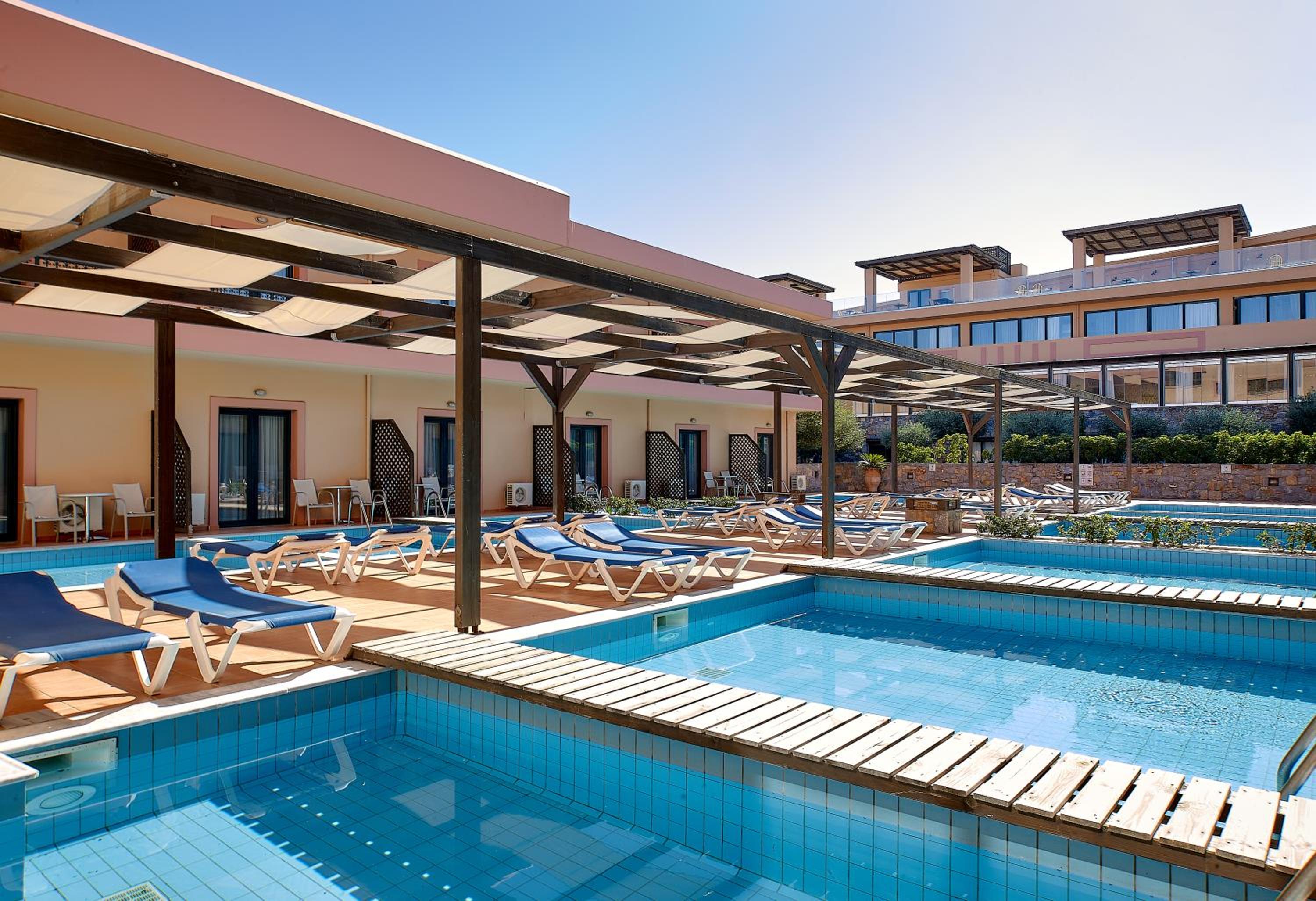 Vip Maisonete with private pool thumbnail 6