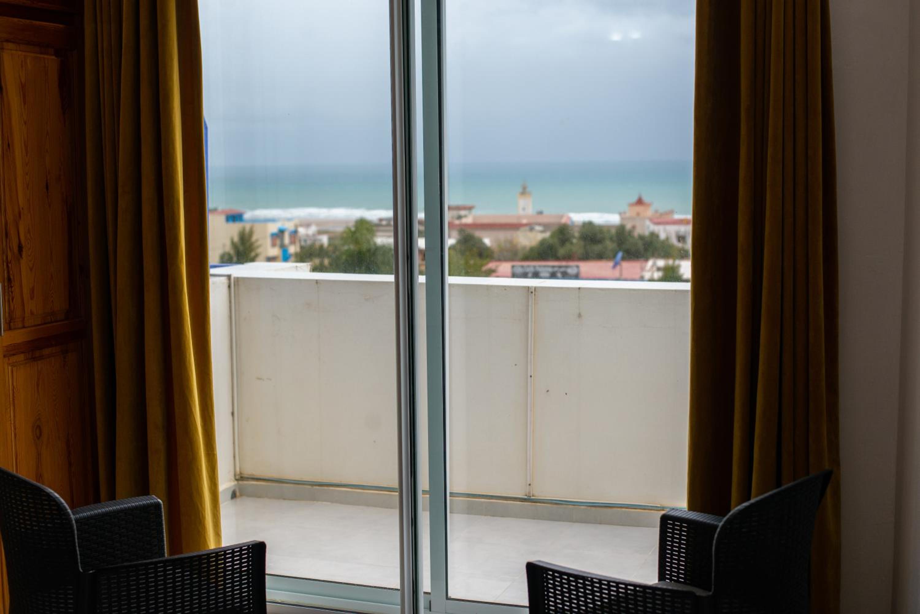 Double Room with Sea View - Photo 6