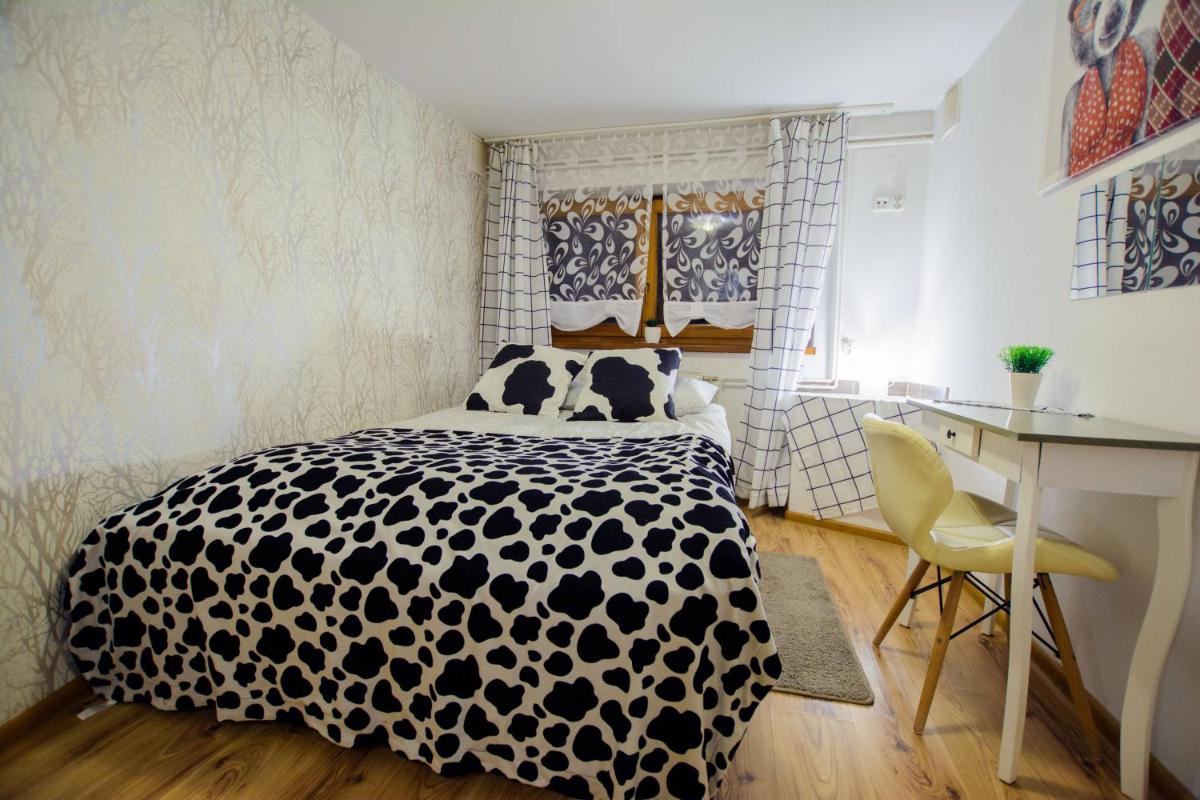 Two-Bedroom Apartment - Photo 5