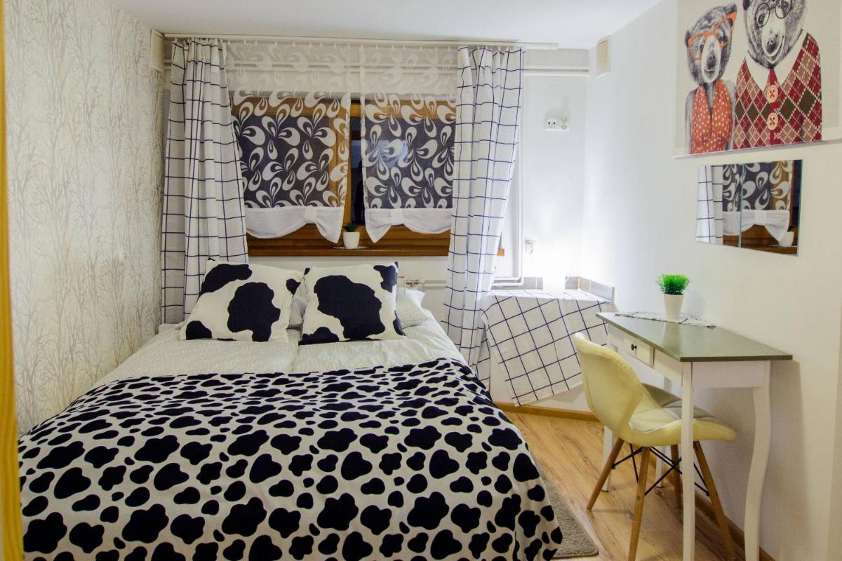 Two-Bedroom Apartment - Photo 7