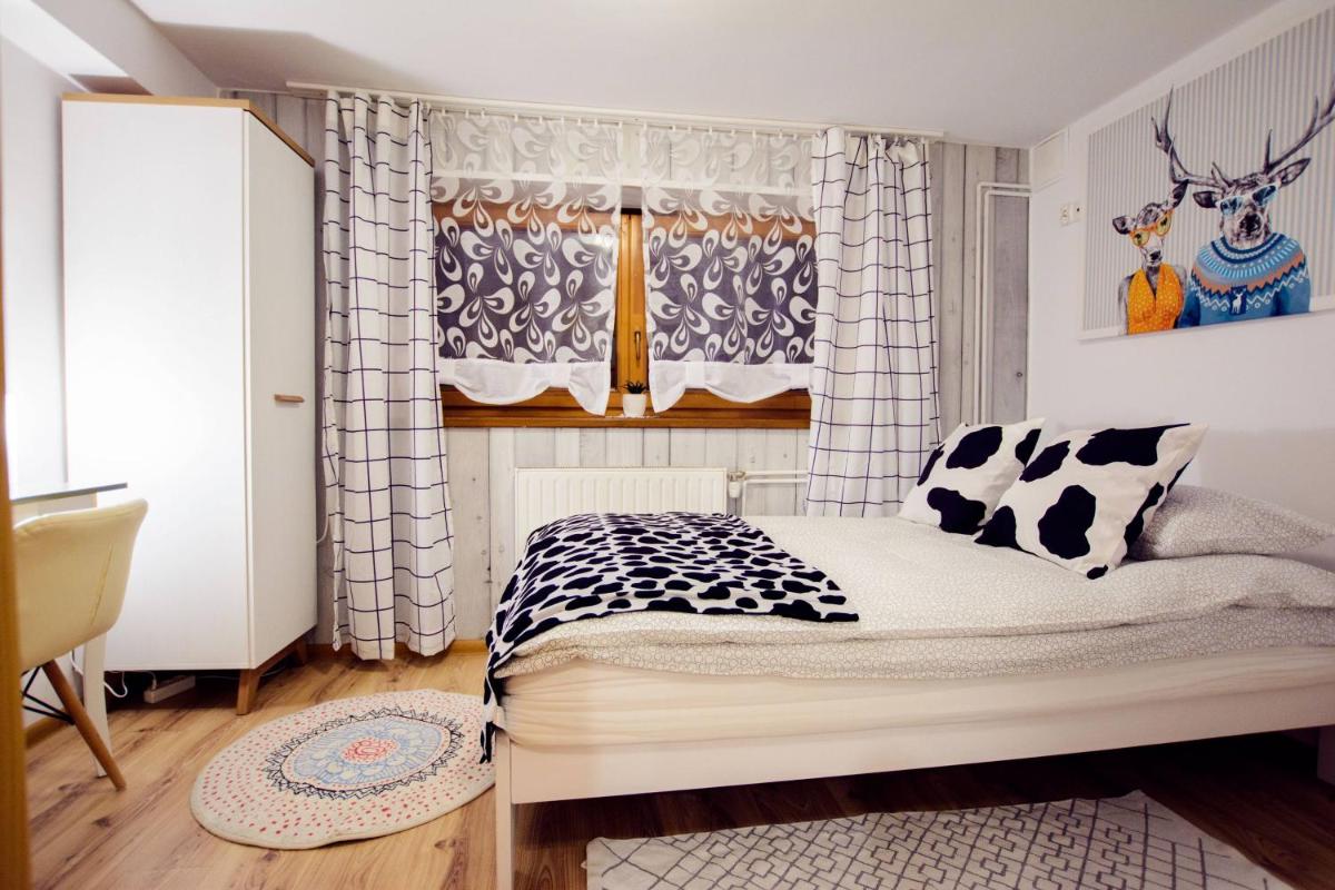 Two-Bedroom Apartment - Photo 14