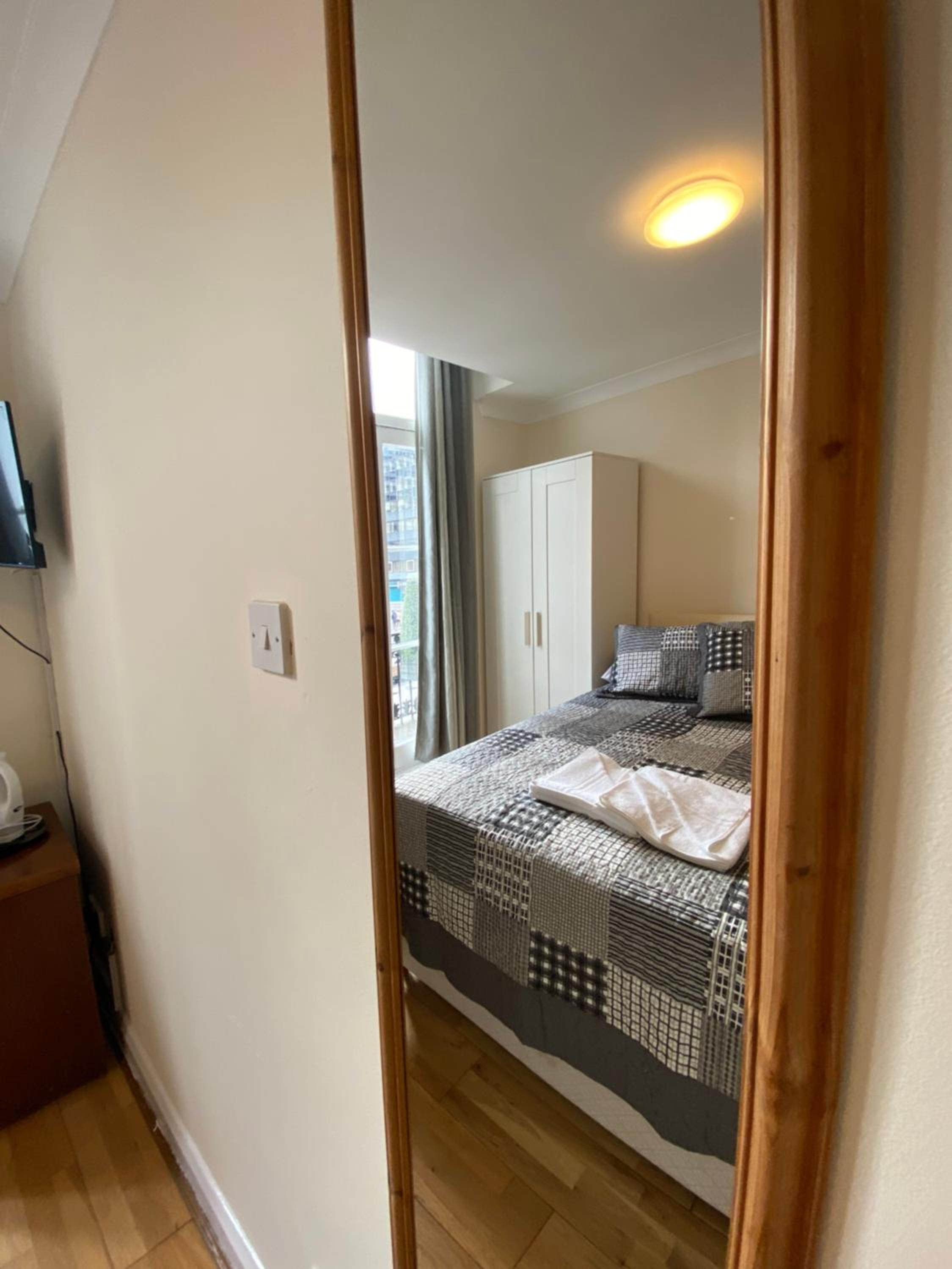 Double Room with Balcony photo 3