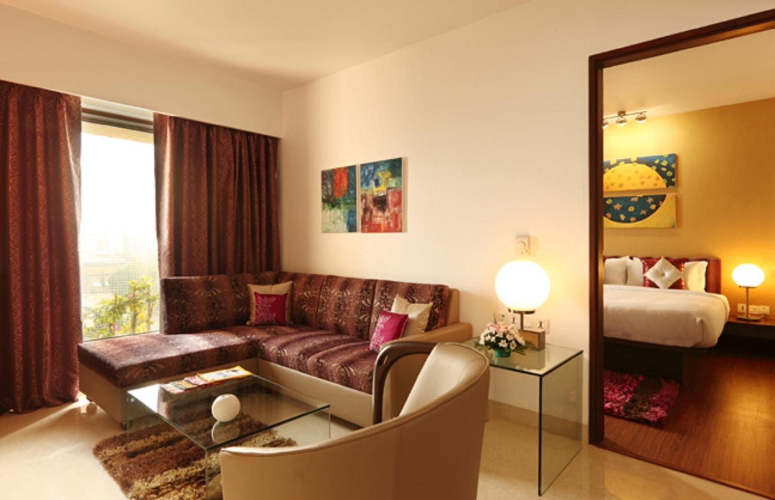 Designer Suite with 10% discount on Food & Laundry photo 2