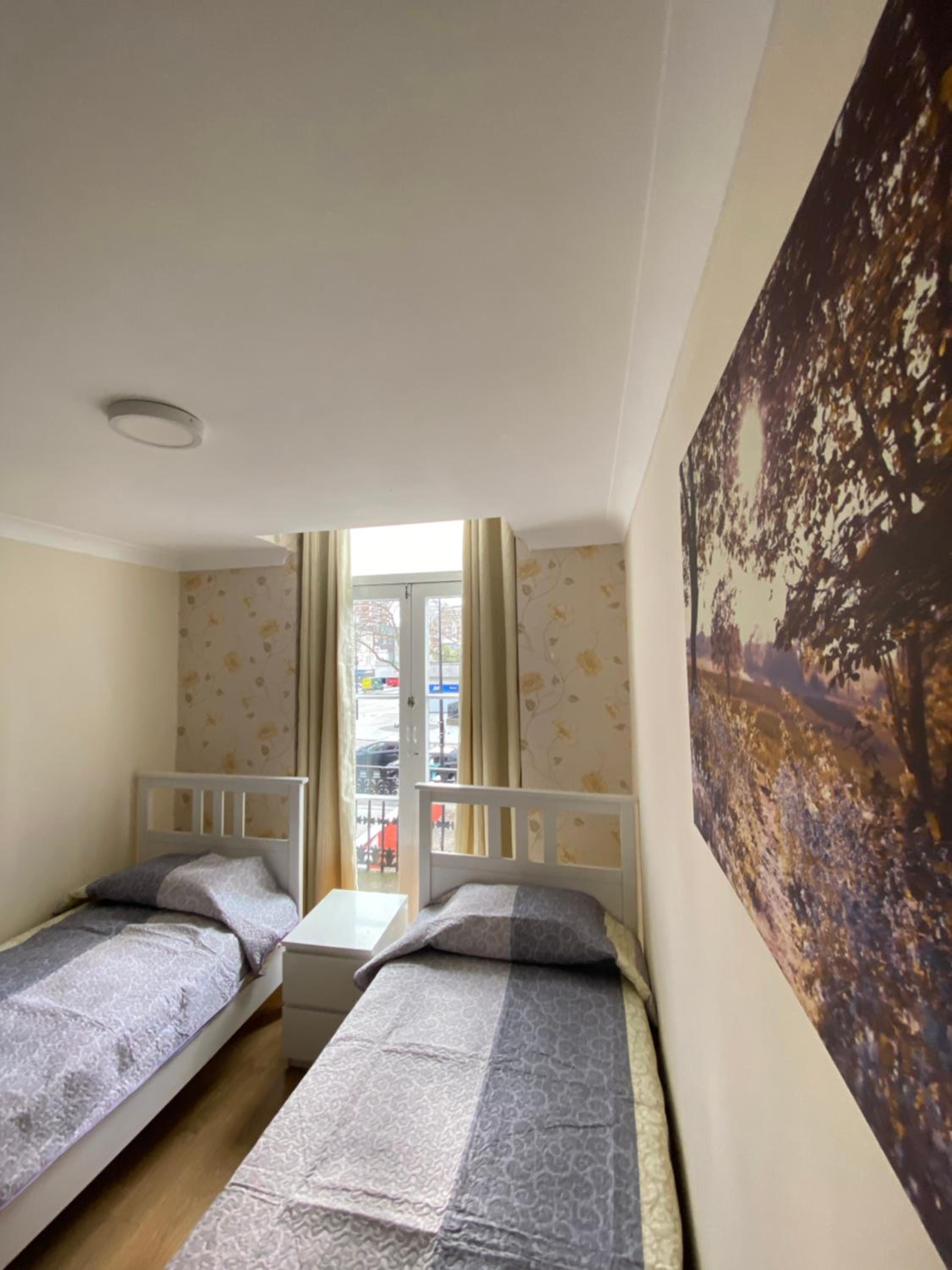 Twin Room with Balcony photo 3
